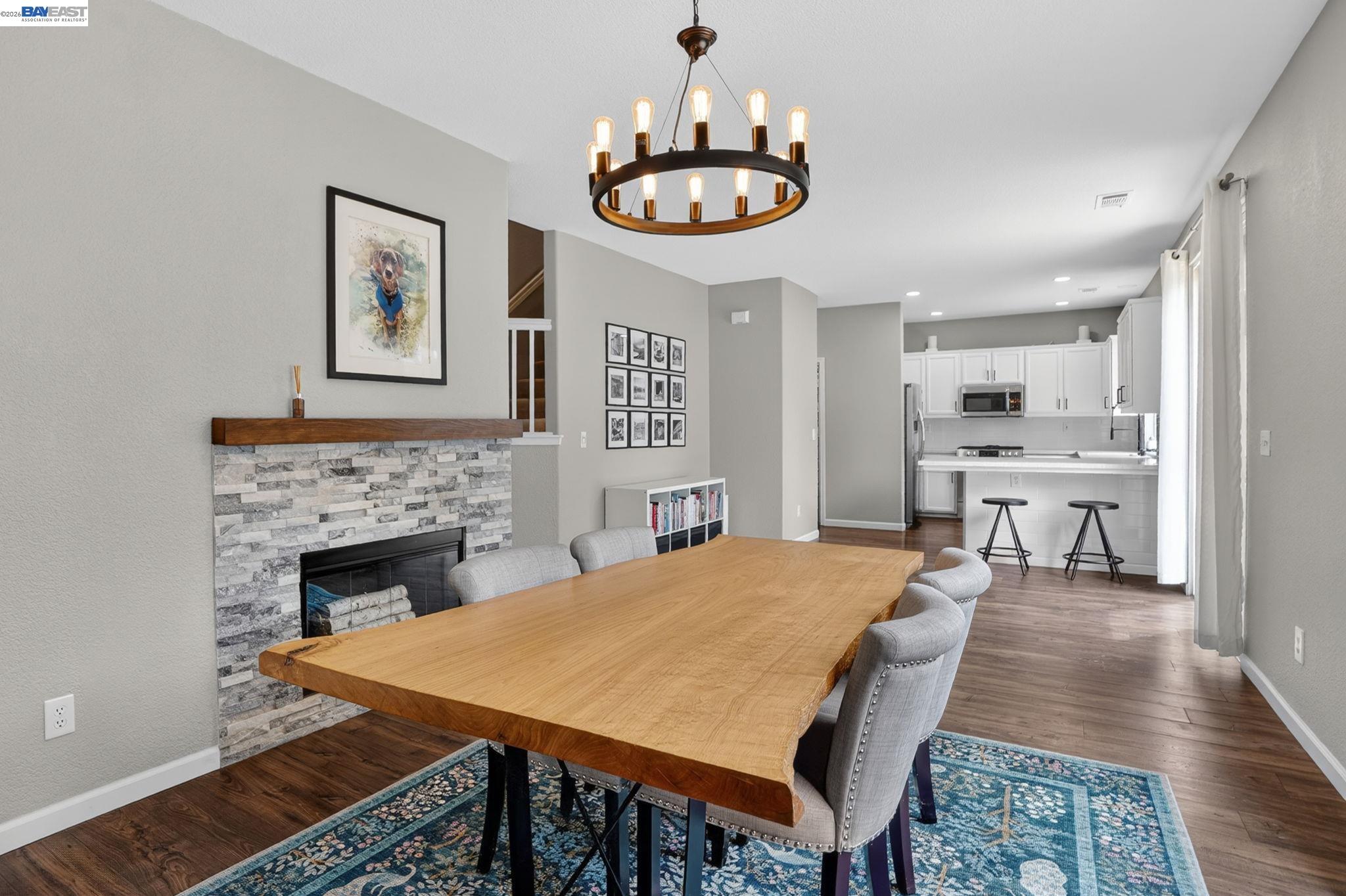 1435 Ruebens Mdw