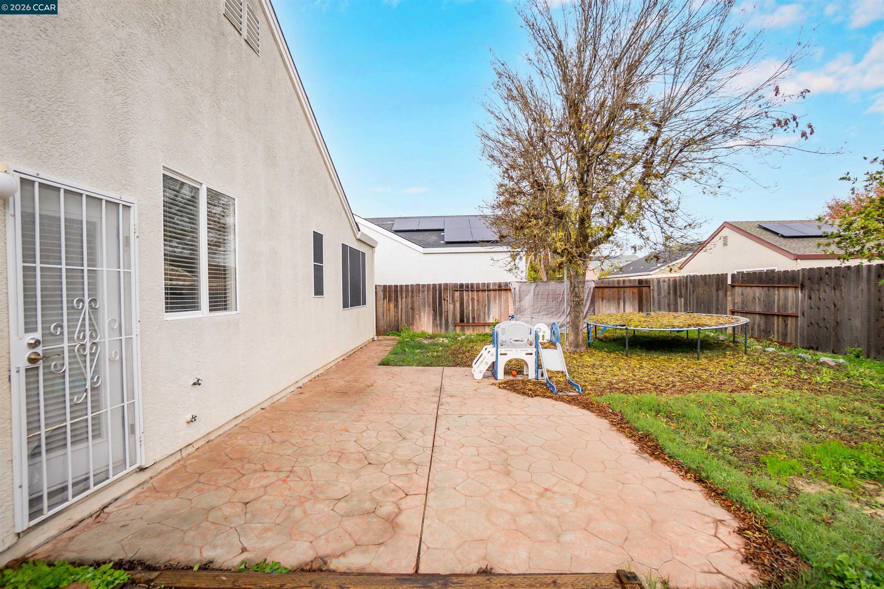 686 Anderson Way