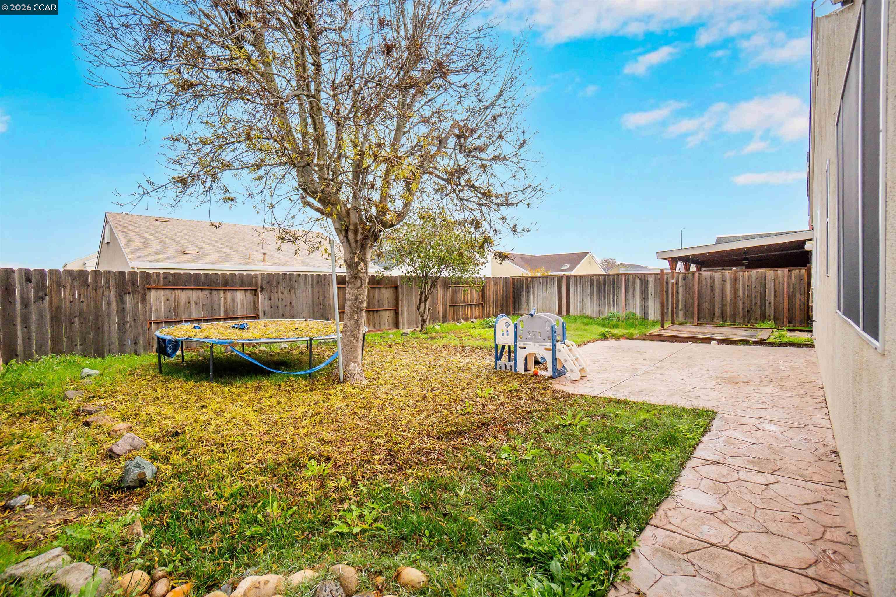 686 Anderson Way
