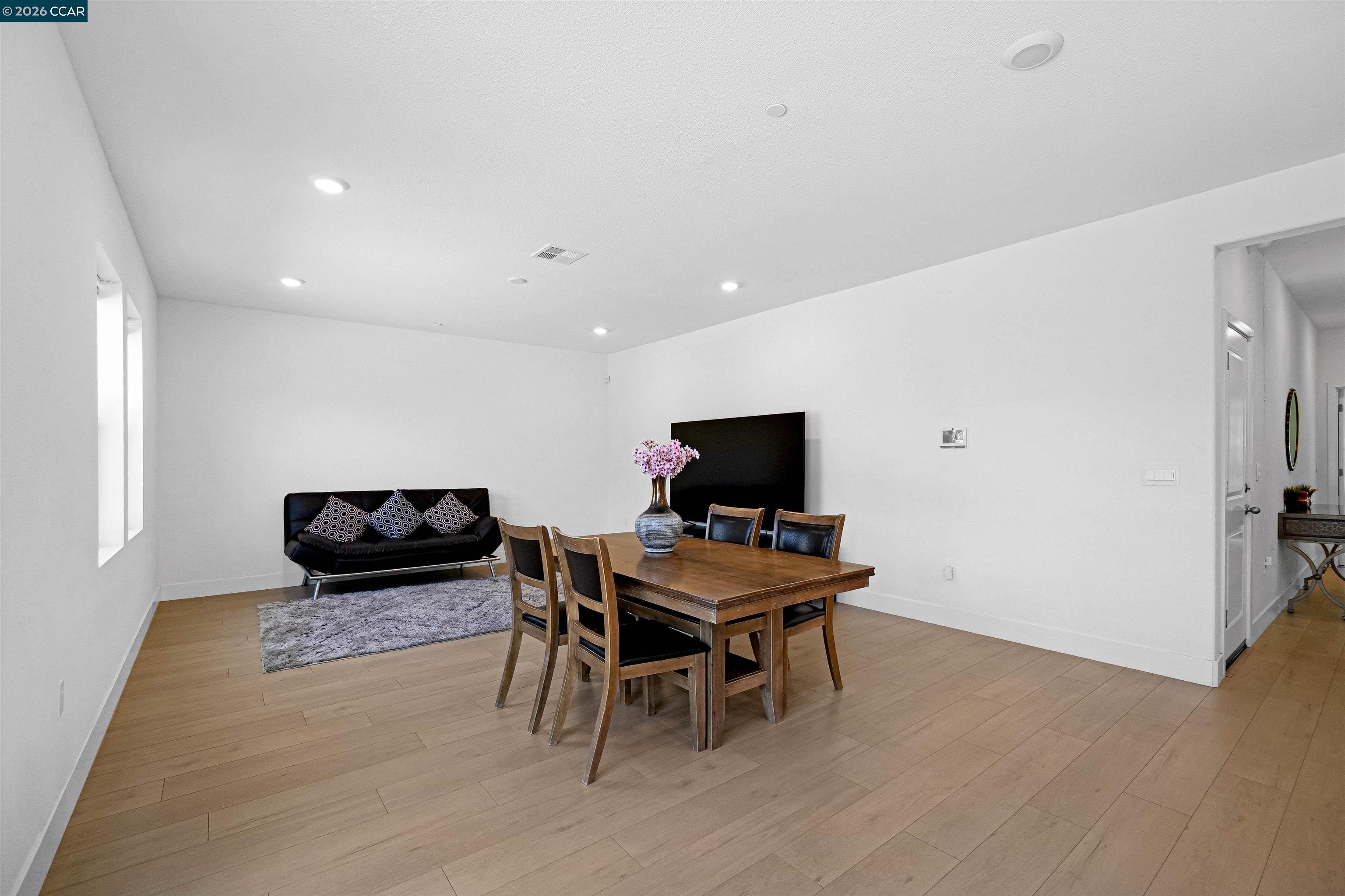 3056 Balance Cir