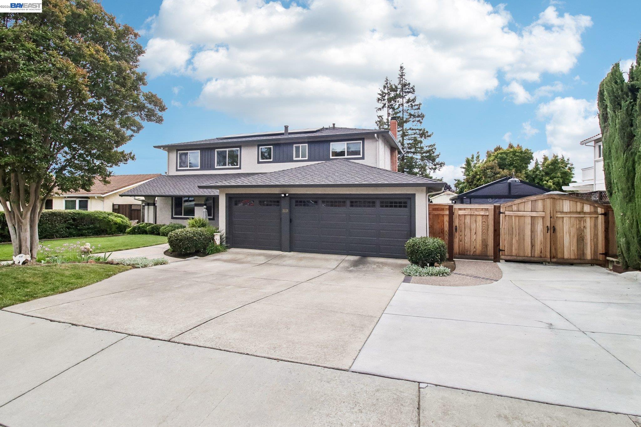 3113 Creekmore Way