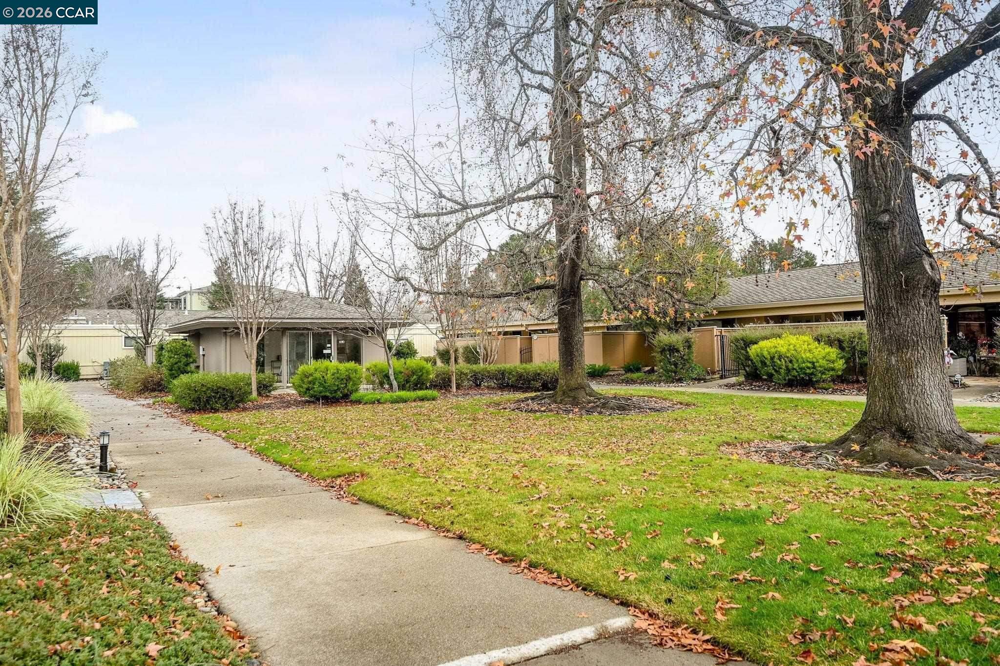 2308 Pine Knoll Dr # 2