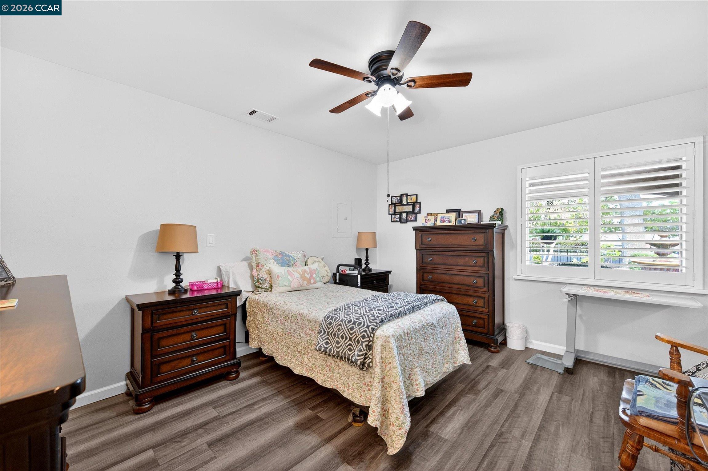 1675 Garnet Ln