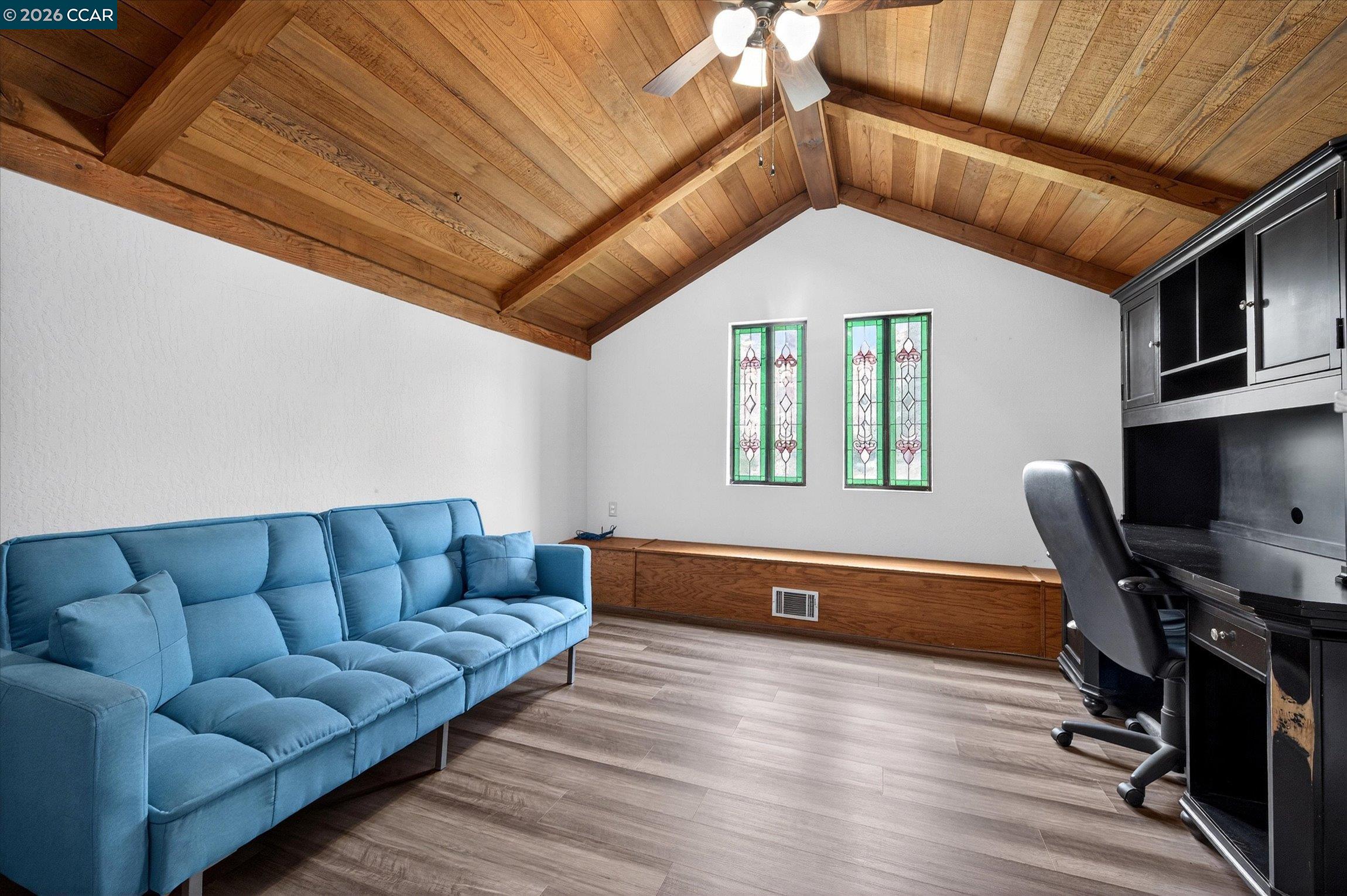 1675 Garnet Ln