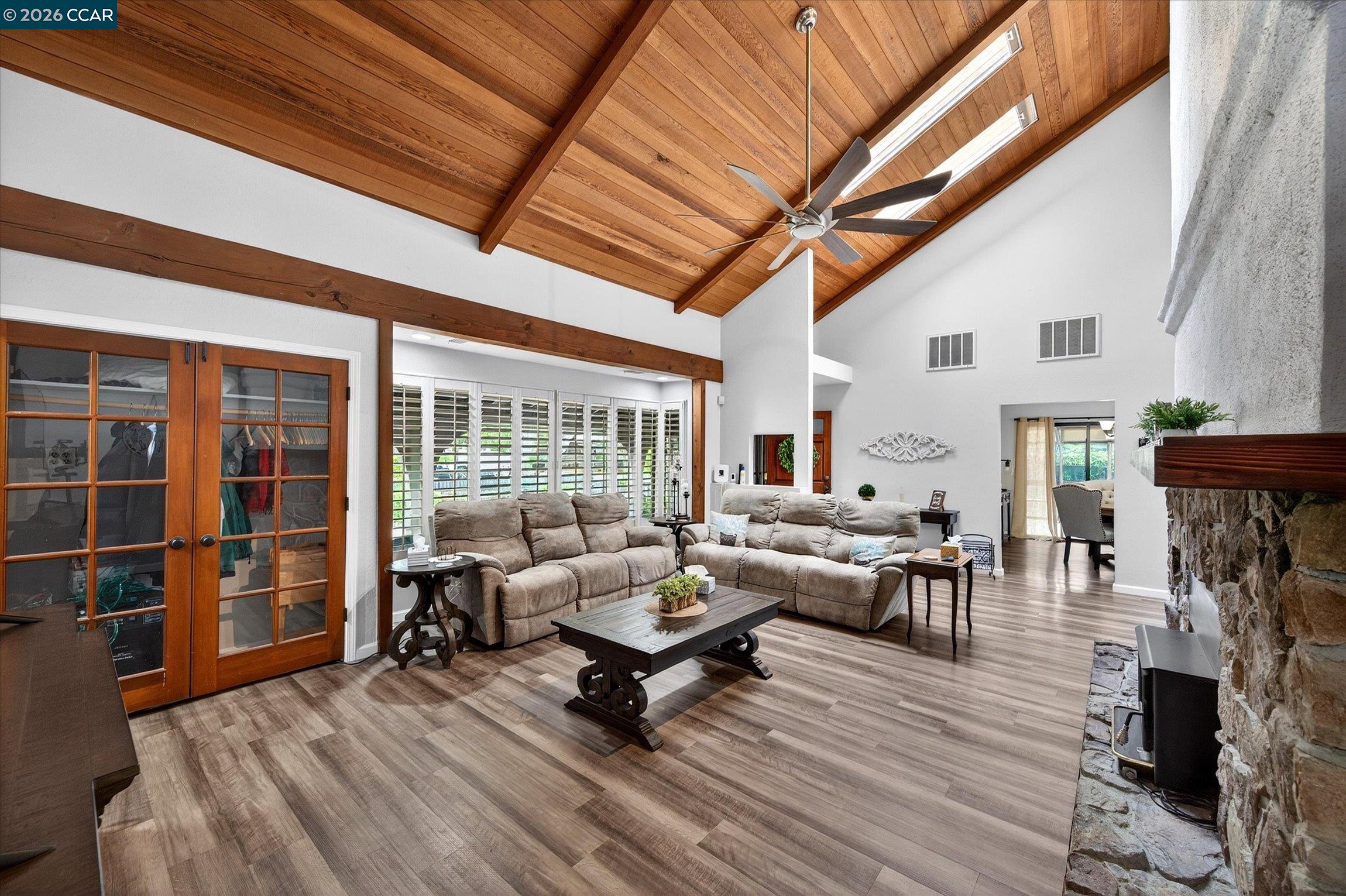 1675 Garnet Ln