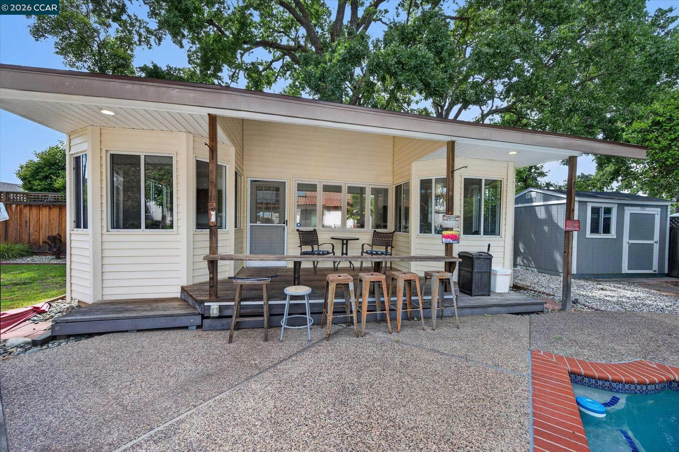 1675 Garnet Ln