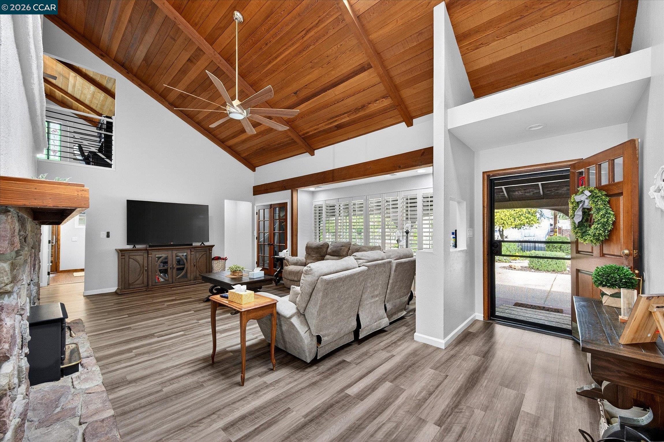 1675 Garnet Ln