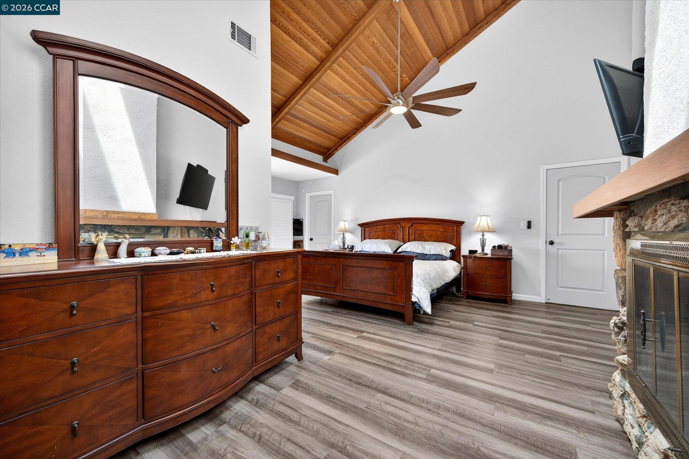 1675 Garnet Ln
