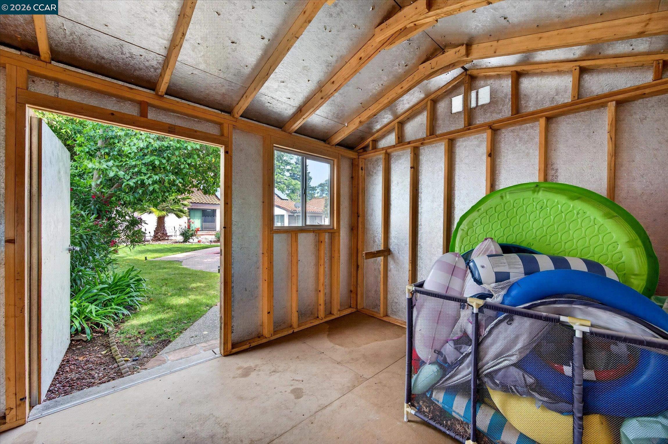 1675 Garnet Ln