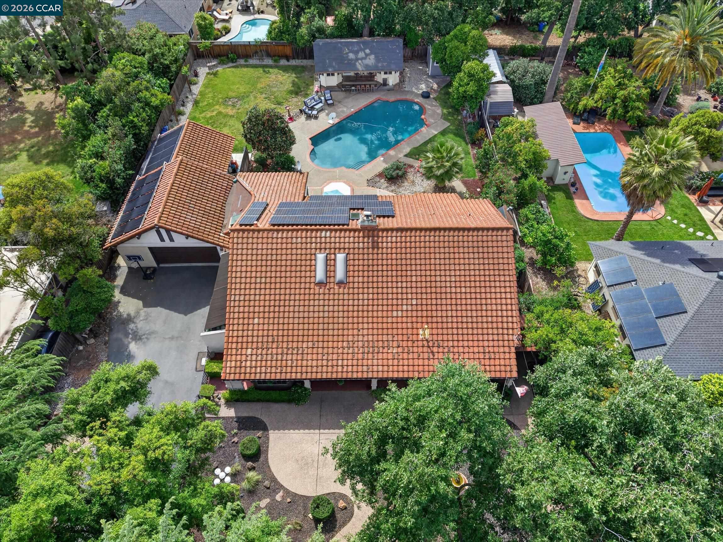1675 Garnet Ln