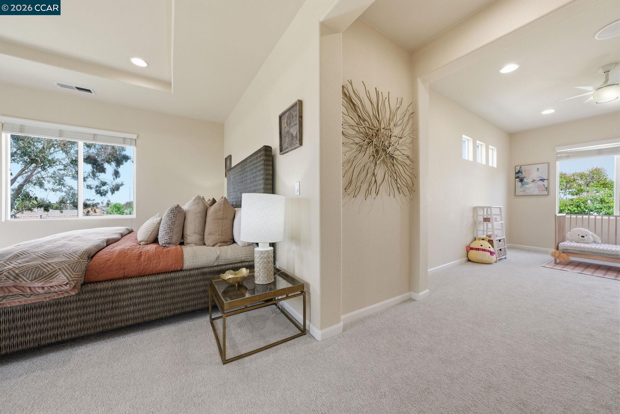 1248 Oak Knoll Dr