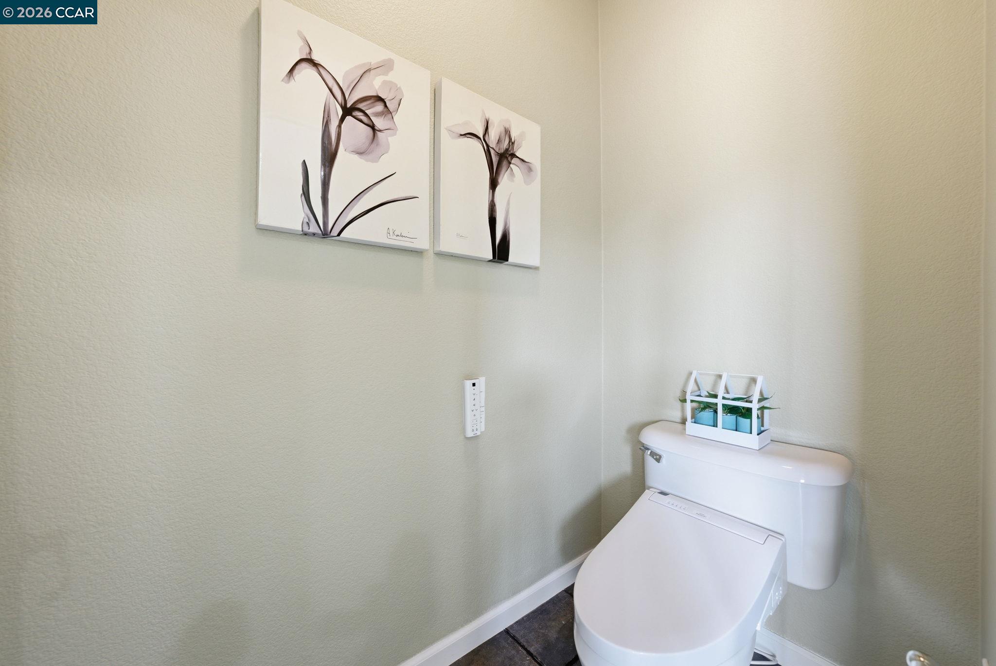 1248 Oak Knoll Dr