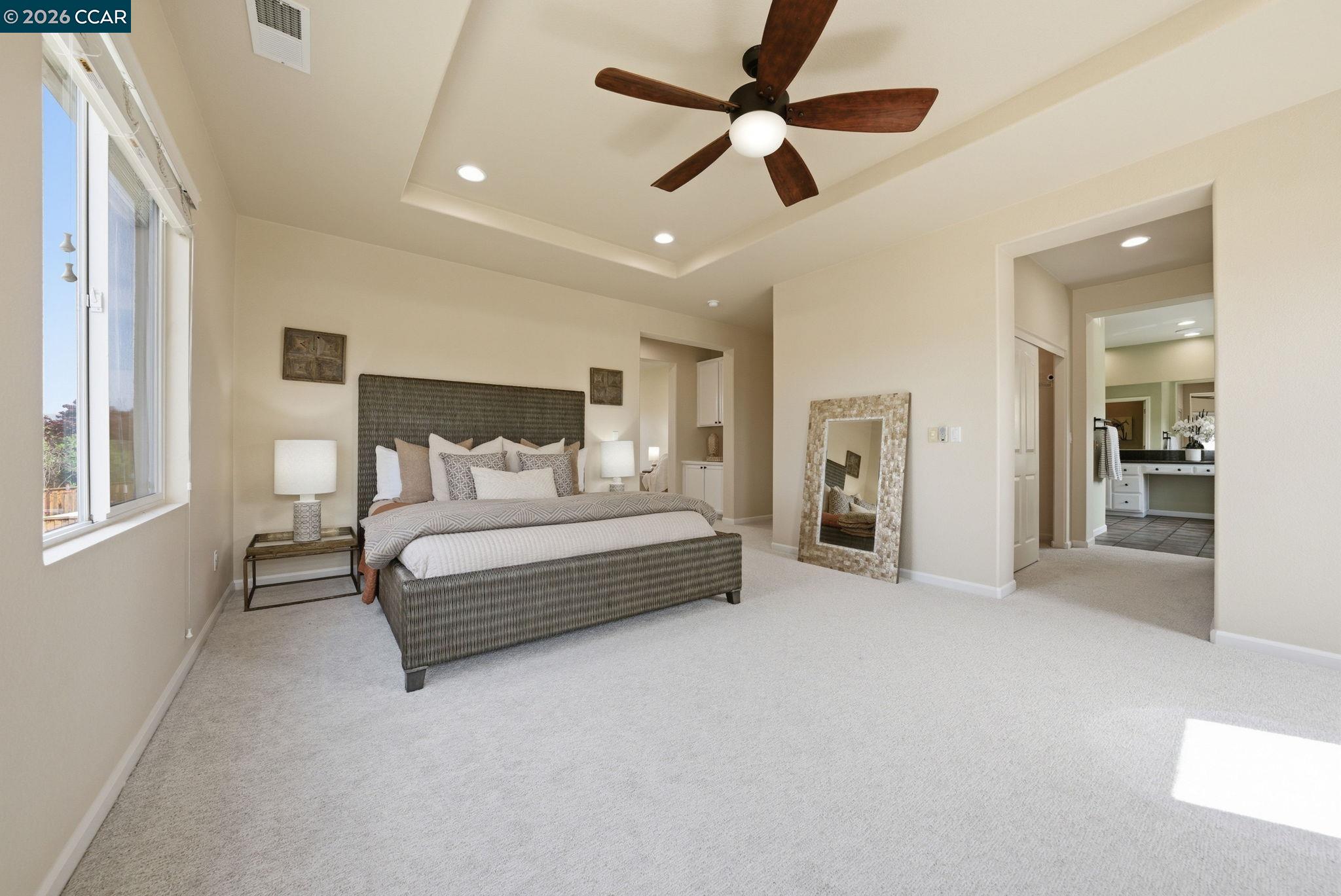 1248 Oak Knoll Dr