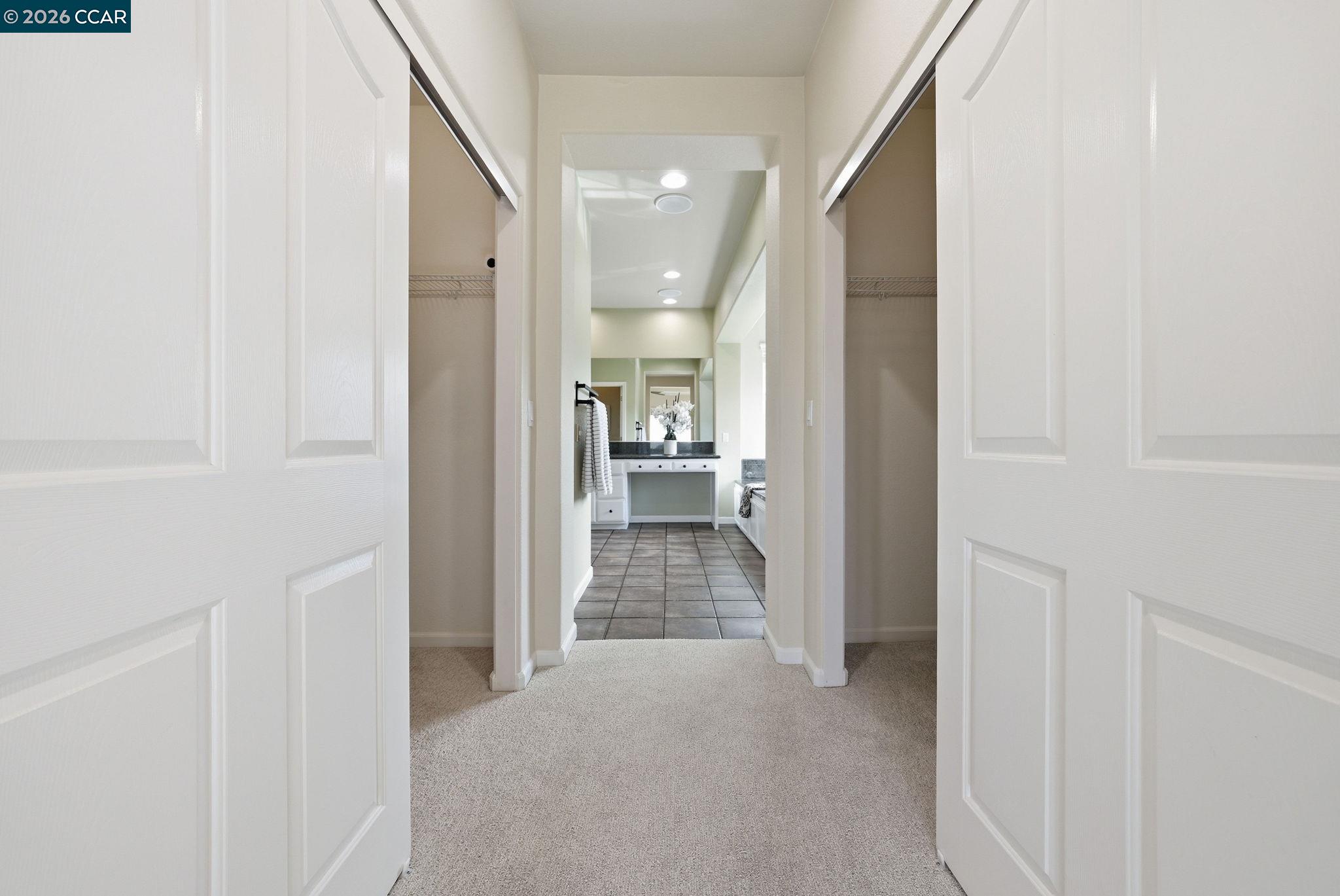 1248 Oak Knoll Dr