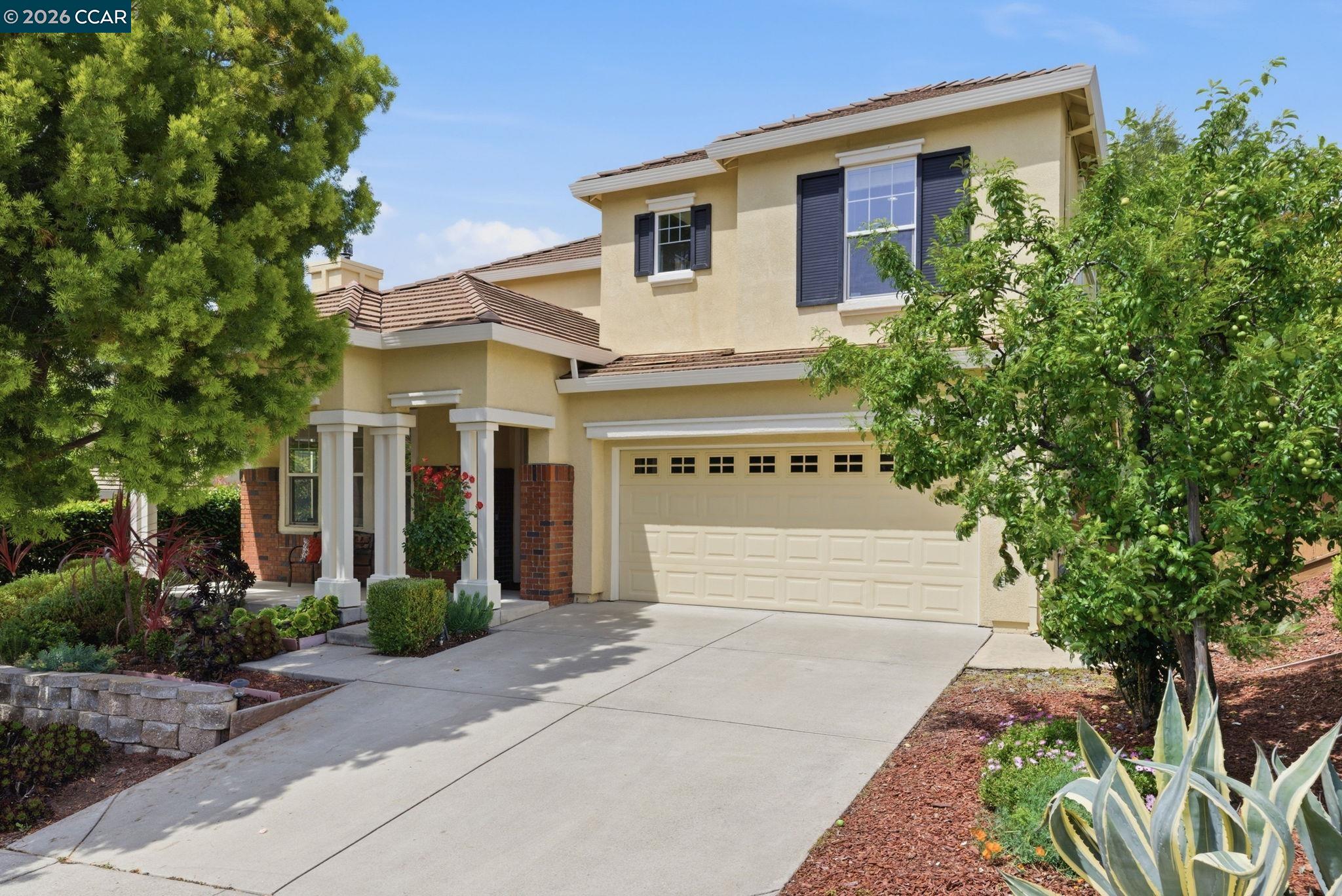 1248 Oak Knoll Dr