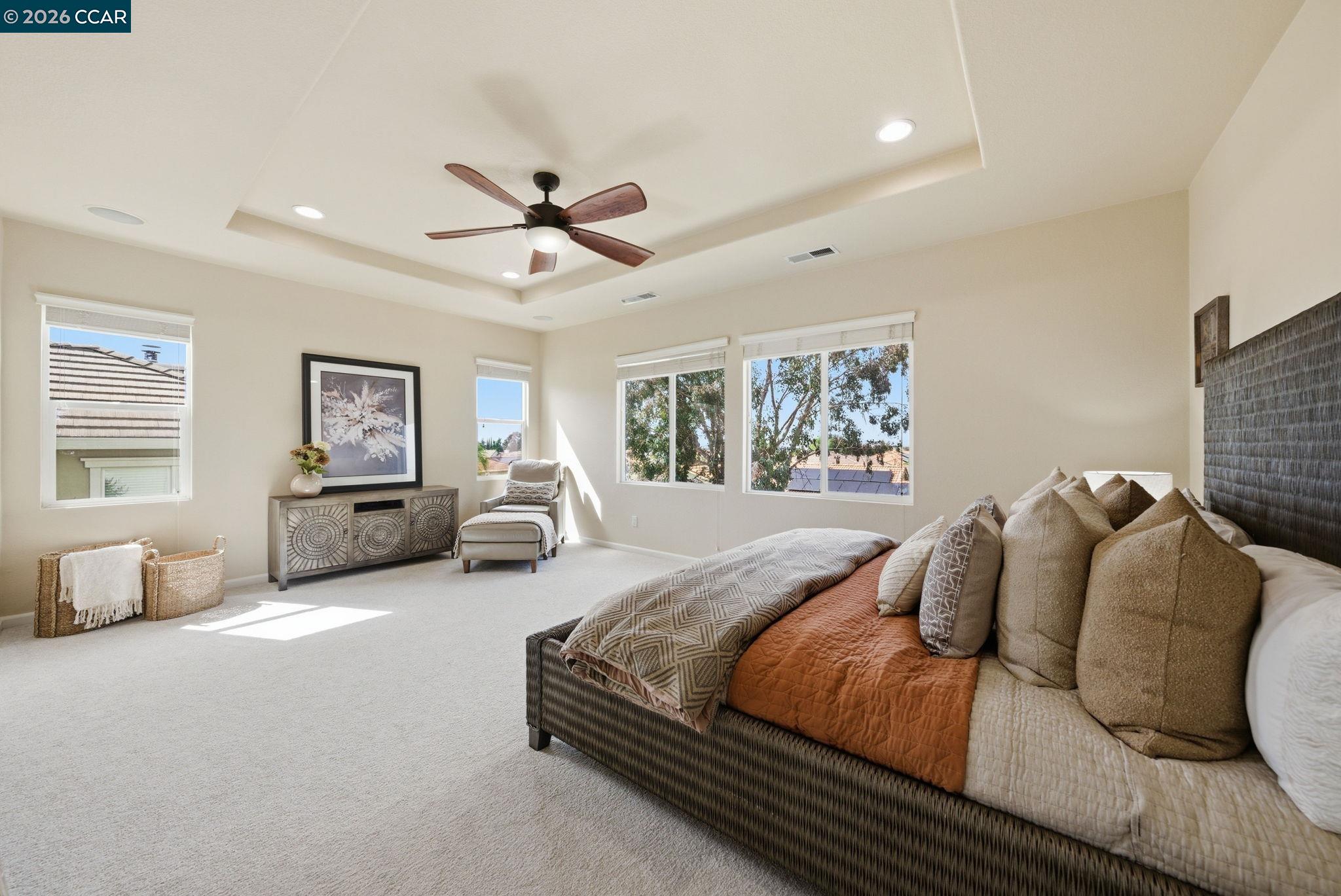 1248 Oak Knoll Dr