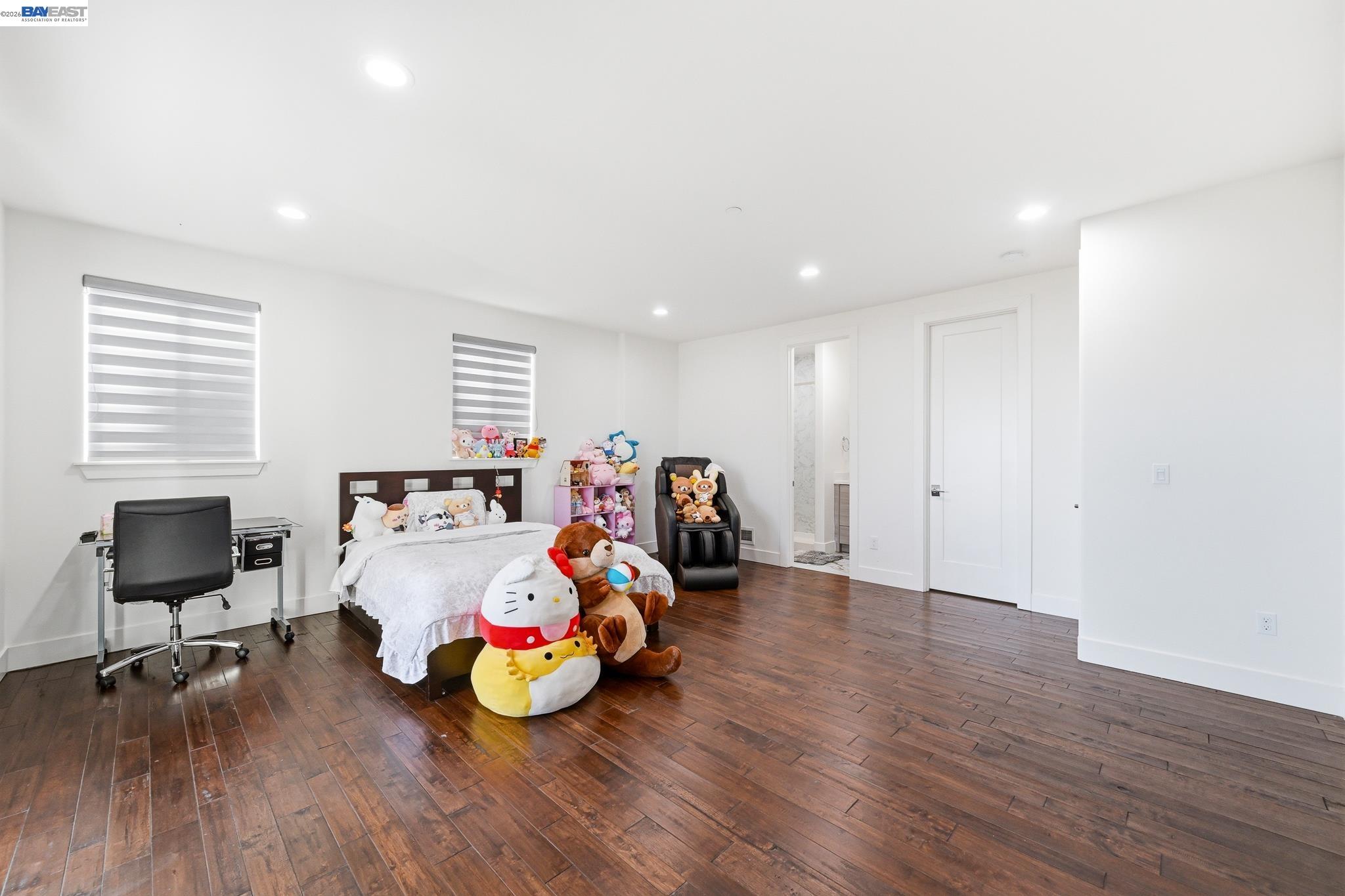4683 Proctor Rd
