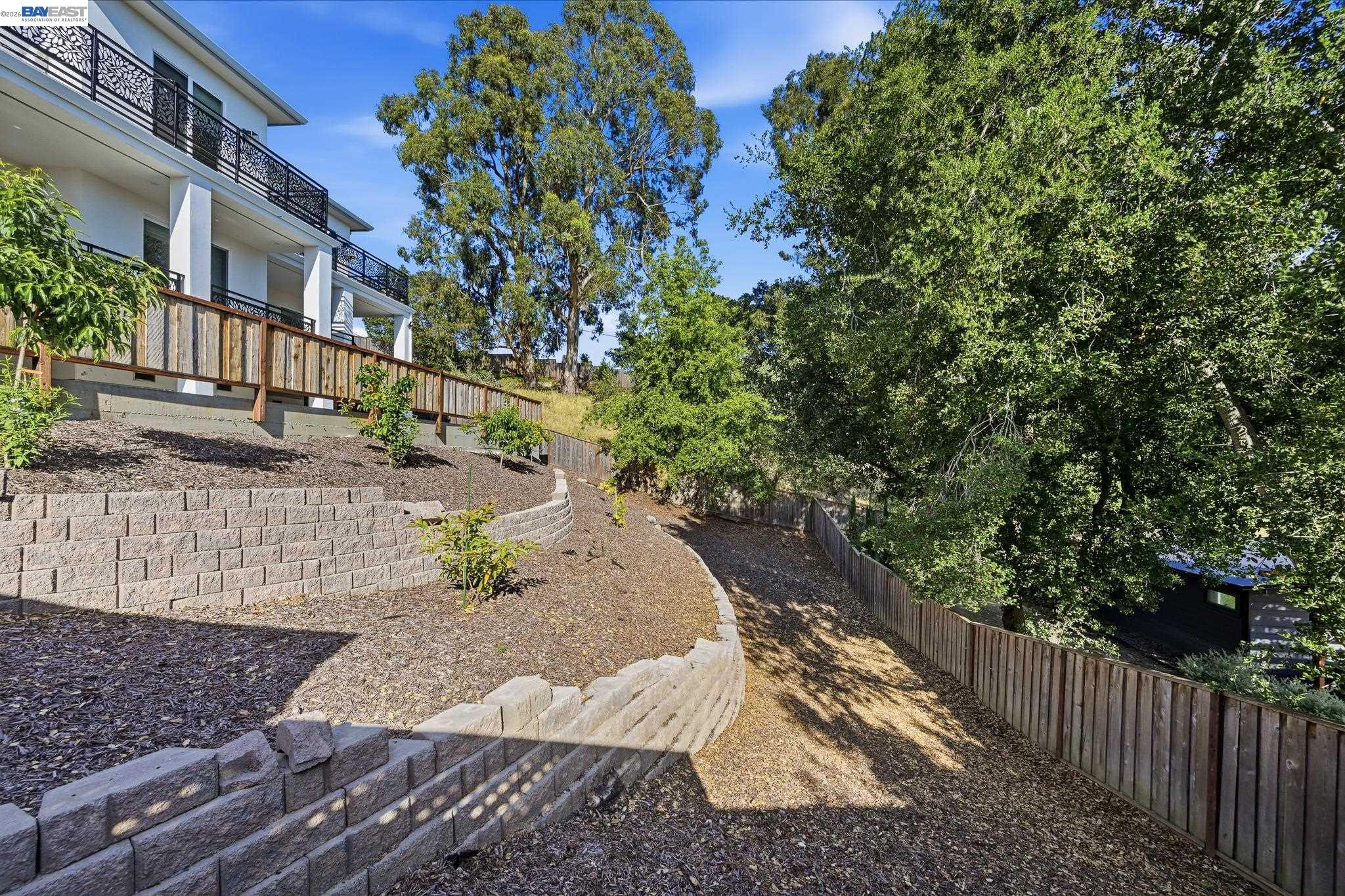 4683 Proctor Rd