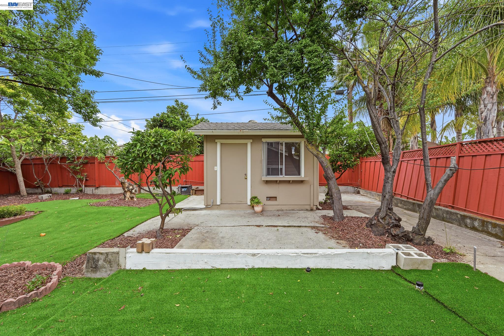 2994 Rustic Dr