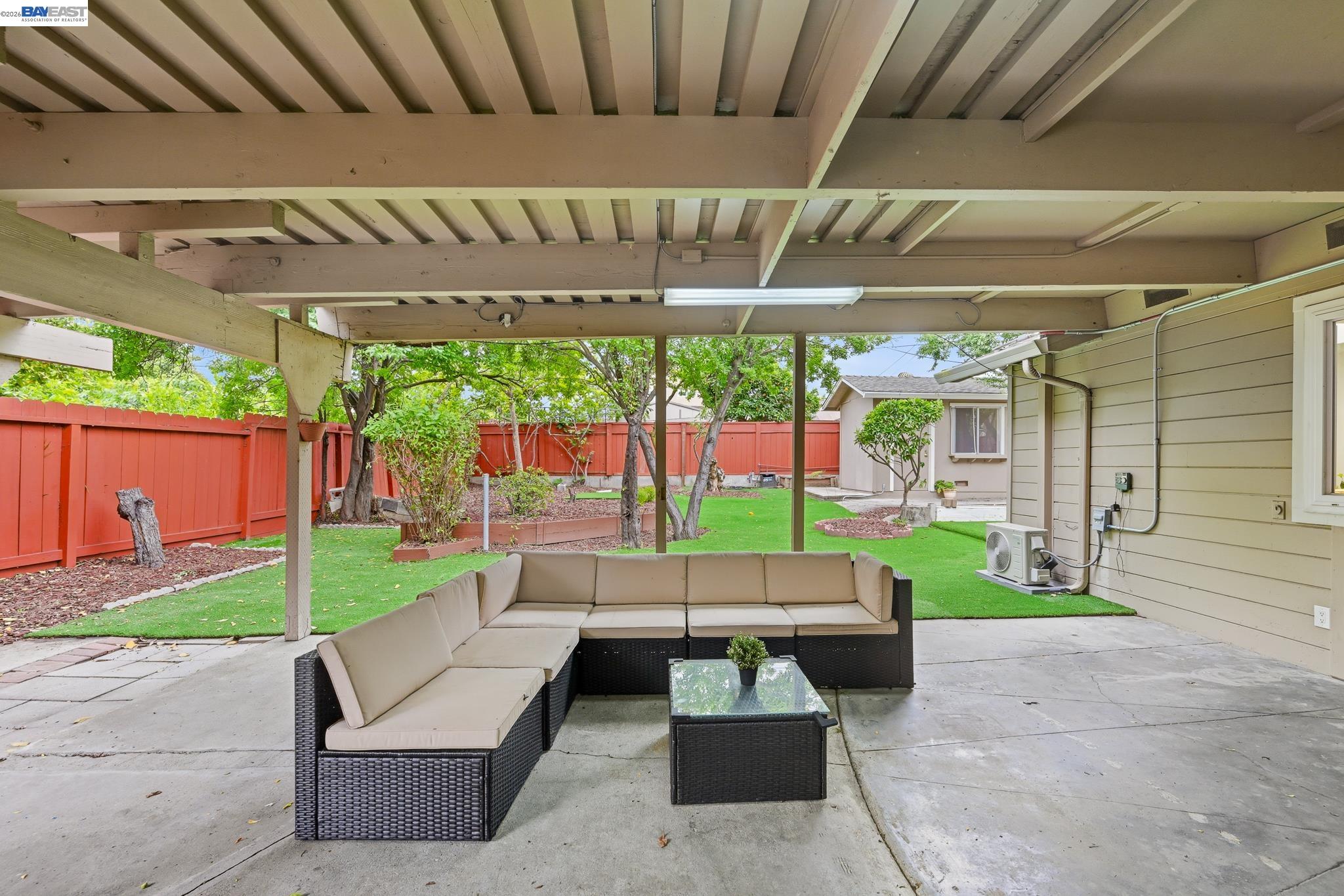 2994 Rustic Dr