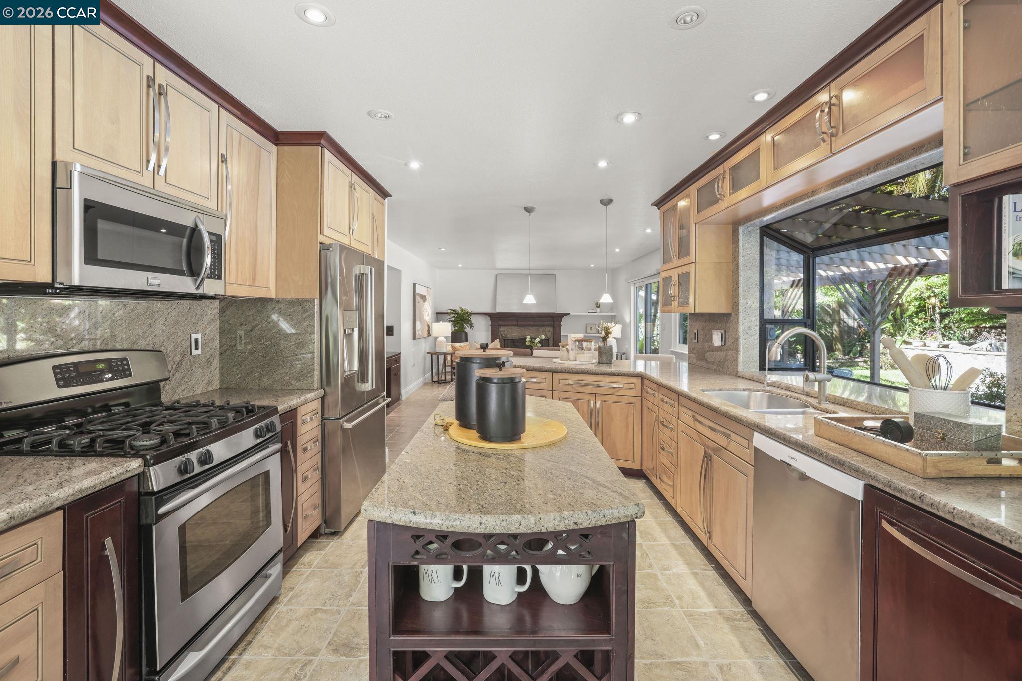 1490 Whiteciff Way
