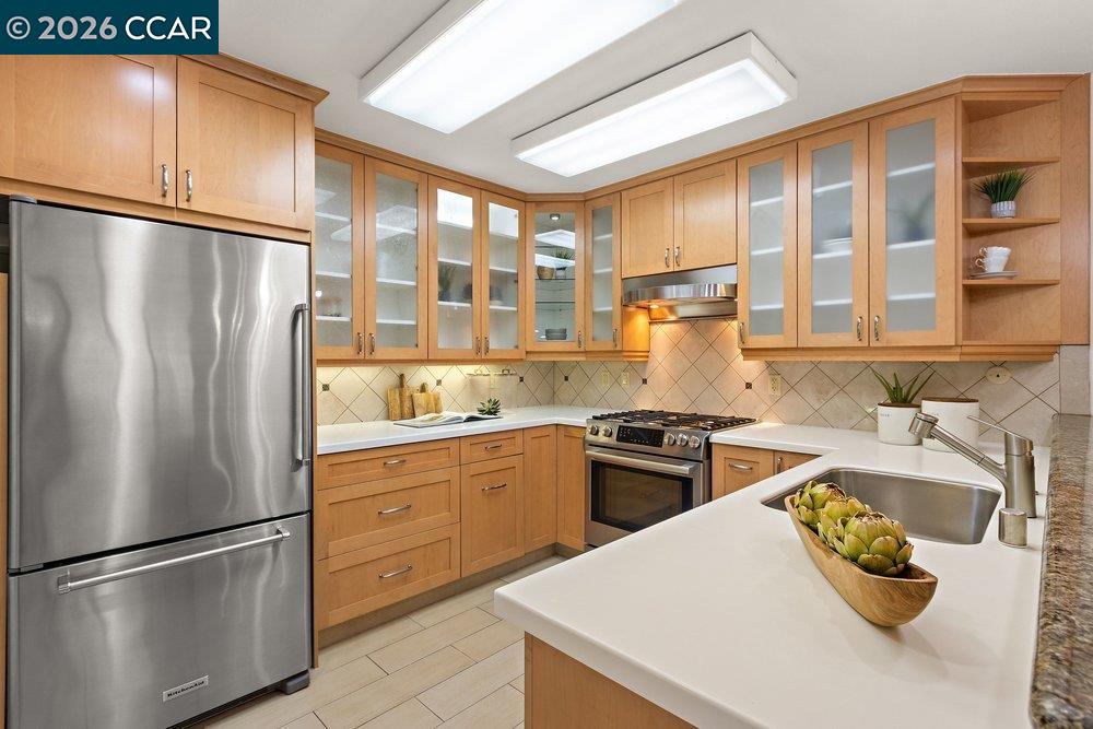 1232 Fairlawn Court # 4