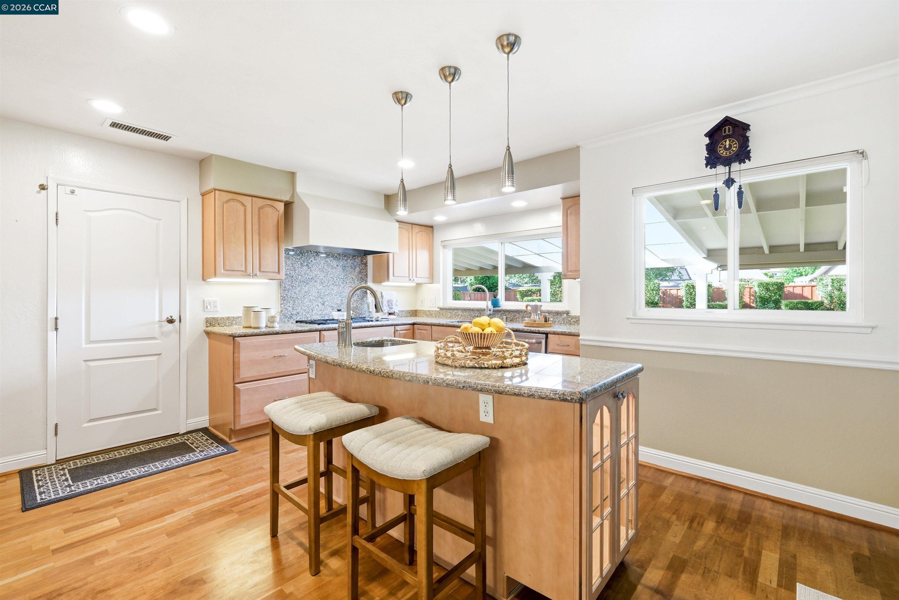 5181 Greenmeadow Dr