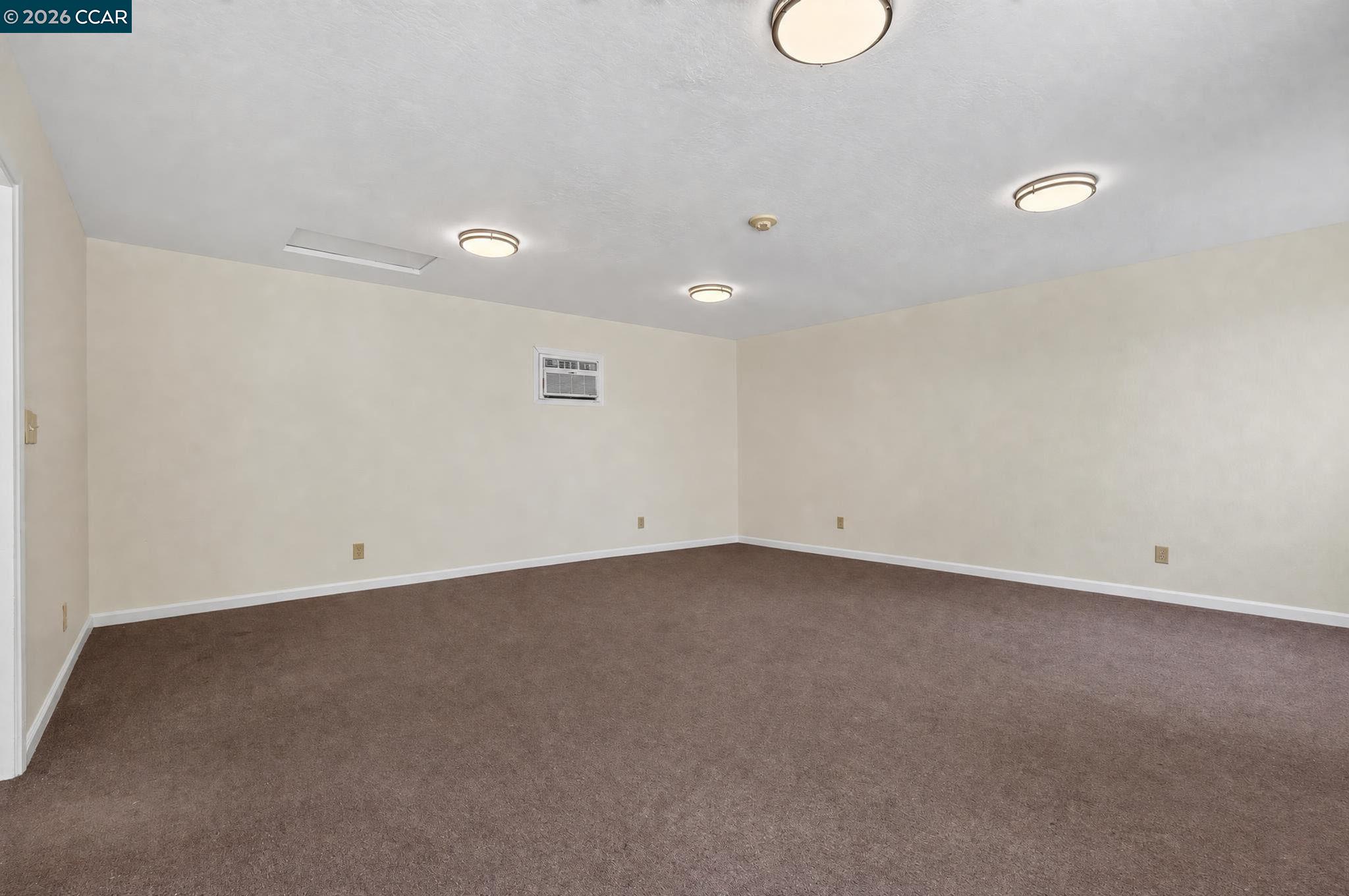 2924 Clayton Rd