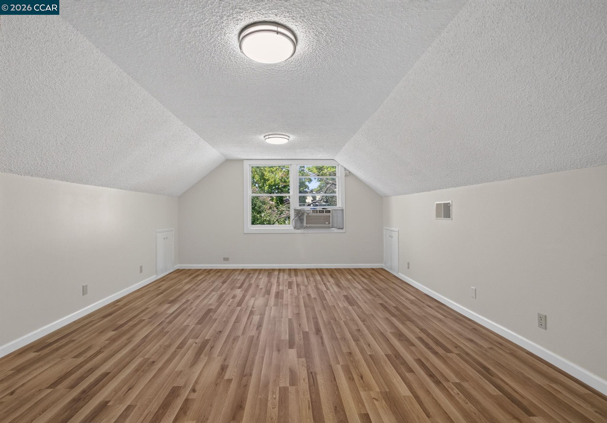 2924 Clayton Rd