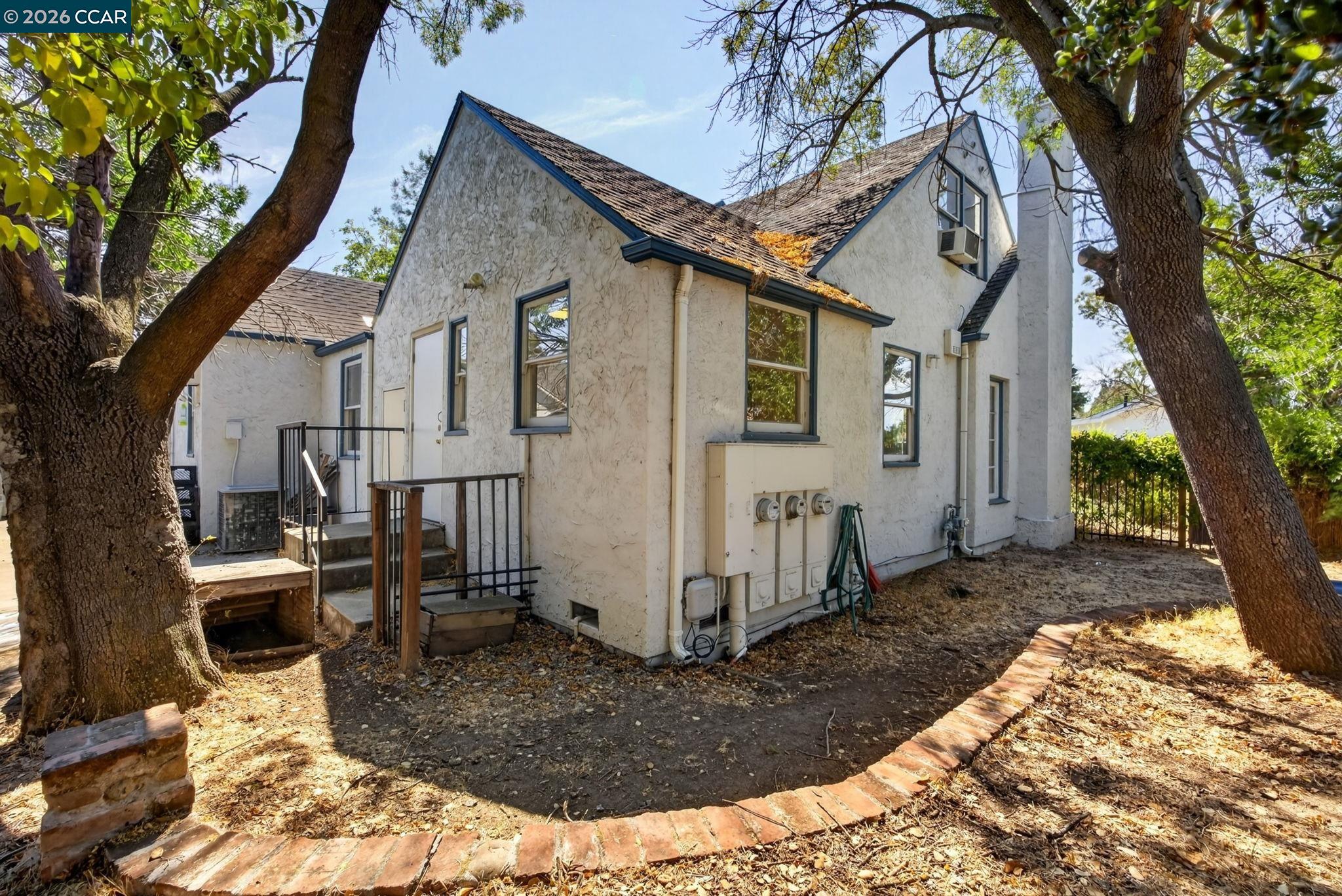 2924 Clayton Rd