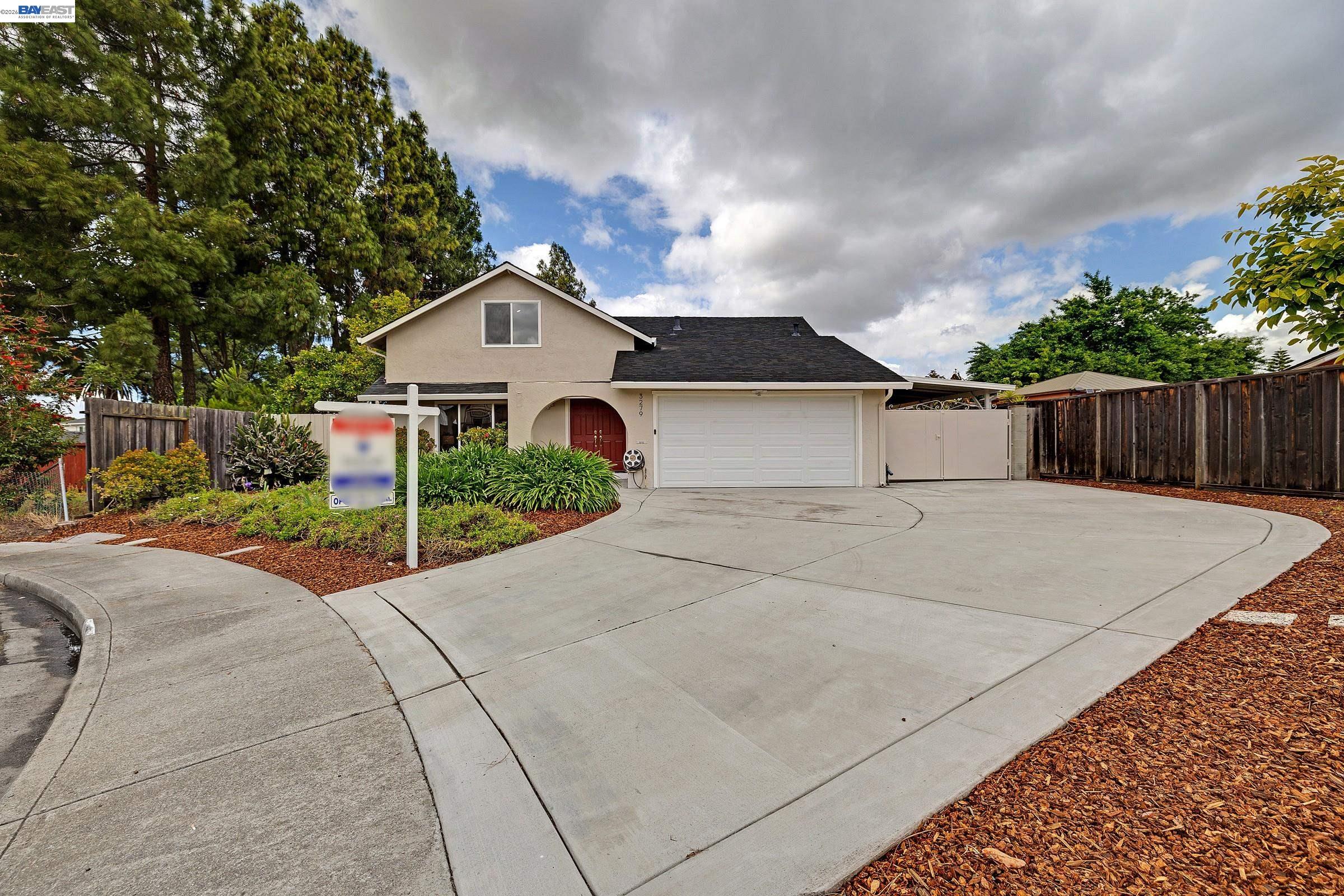 3279 Santa Barbara Ct