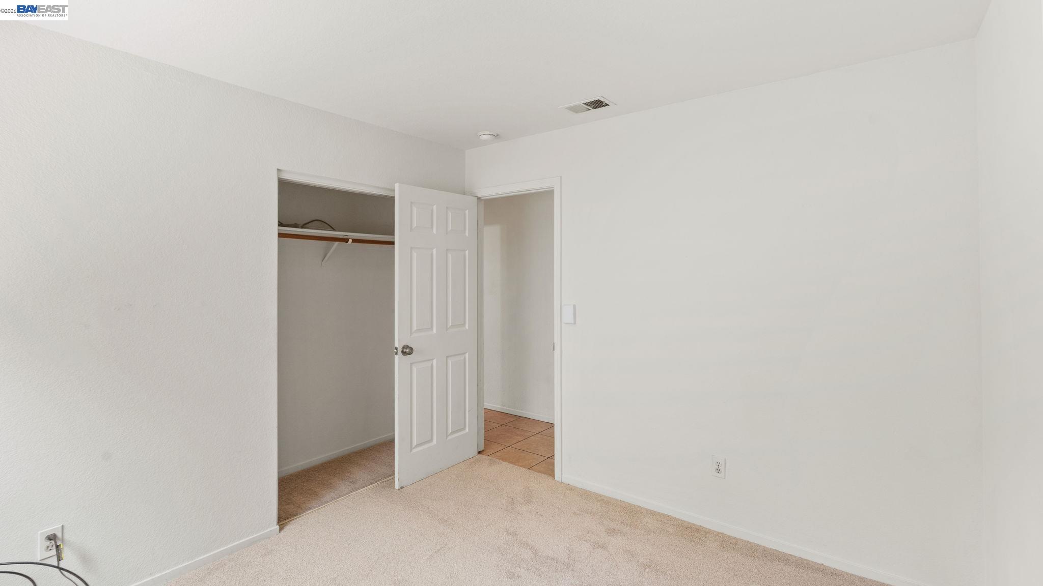 1571 Spring Ct