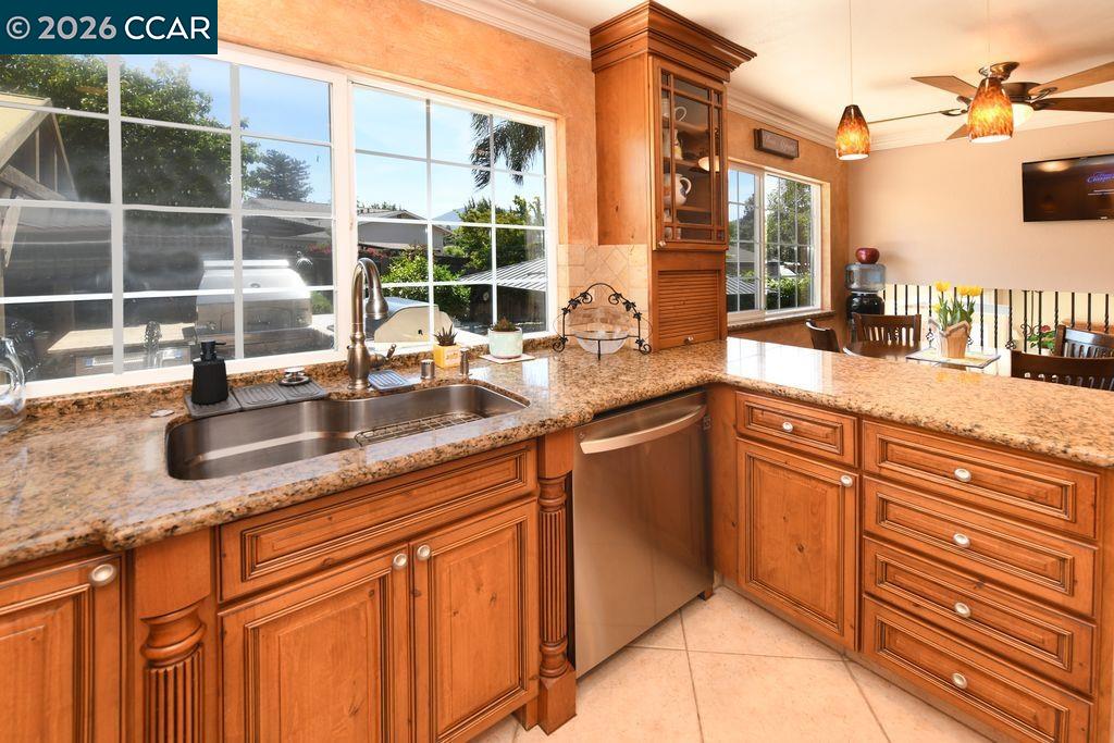 1894 Sagewood Ct