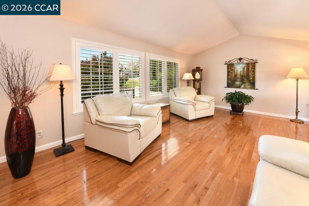 1894 Sagewood Ct