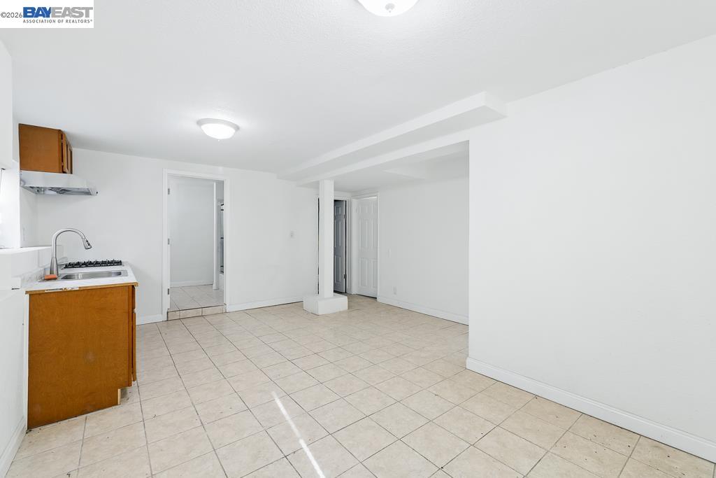2506 Highland Ave