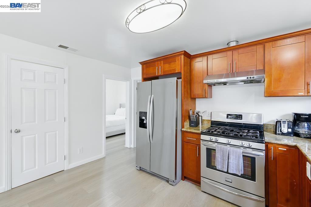 2506 Highland Ave