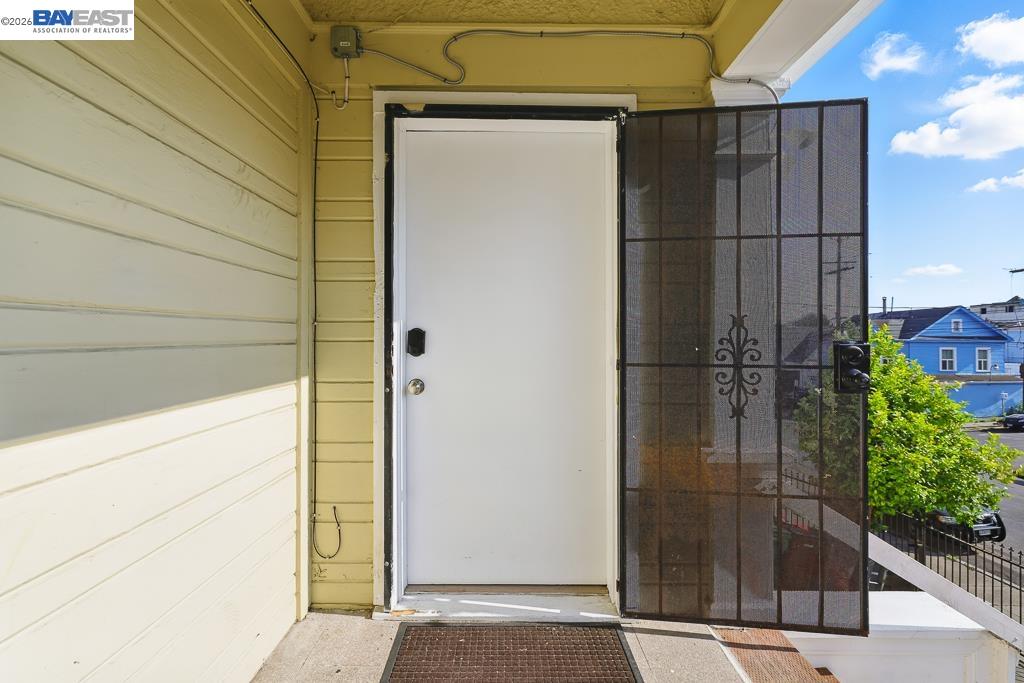 2506 Highland Ave