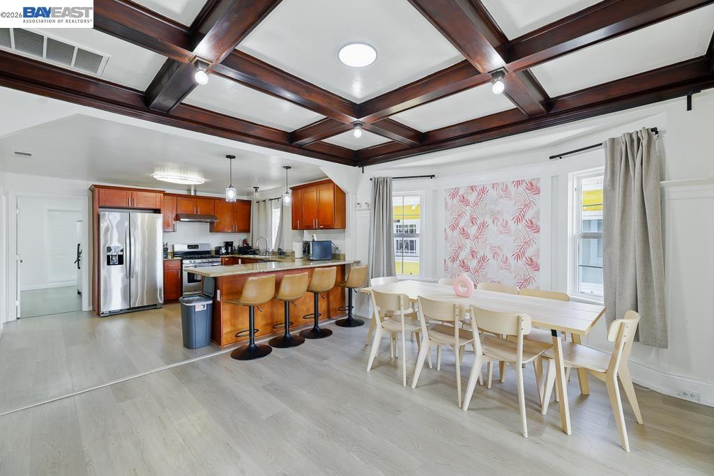2506 Highland Ave