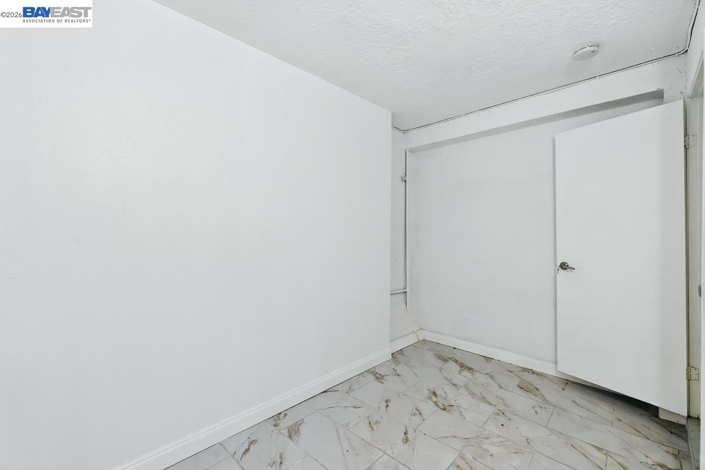 2506 Highland Ave