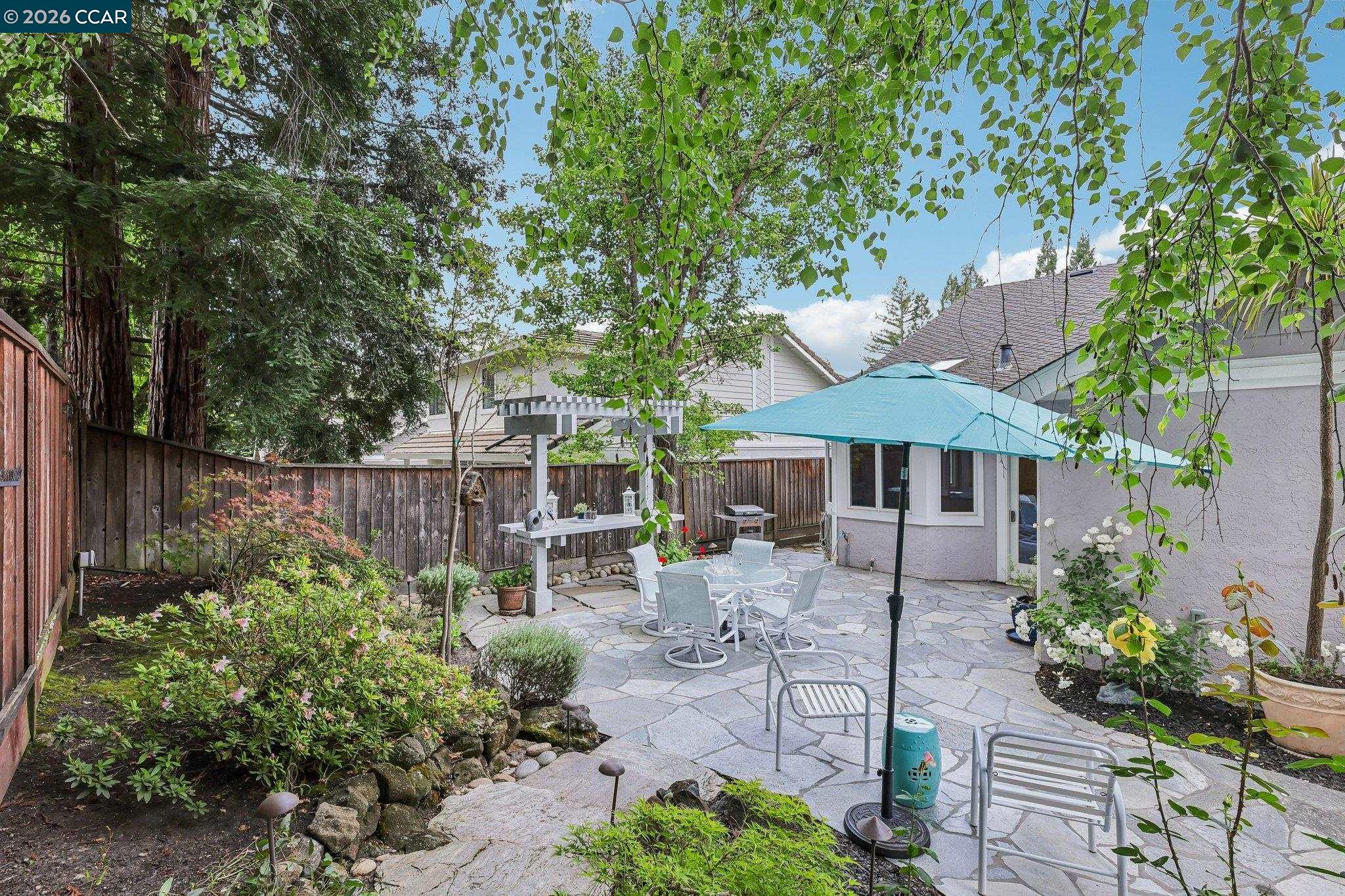40 Marseille Ct