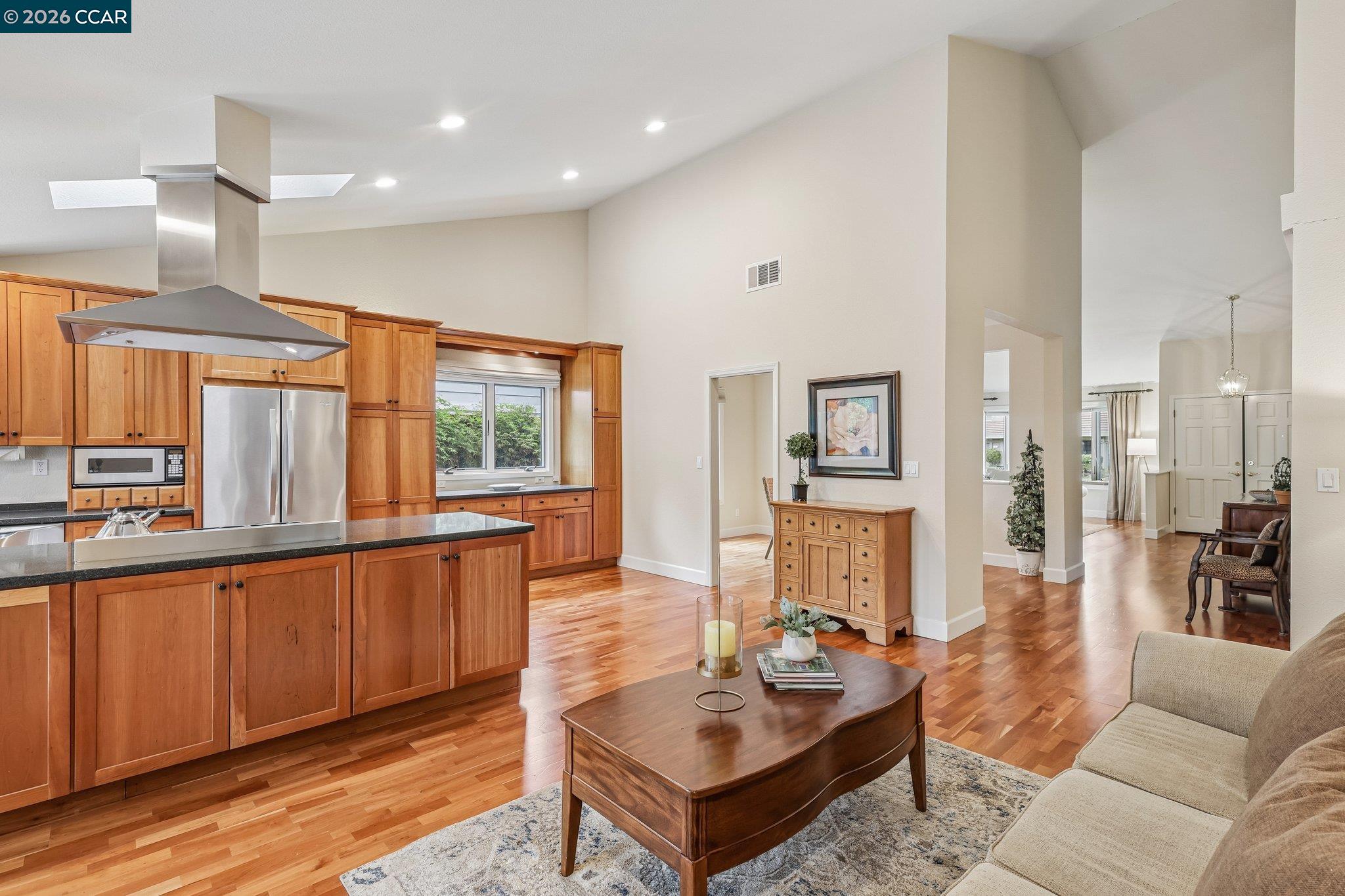 40 Marseille Ct