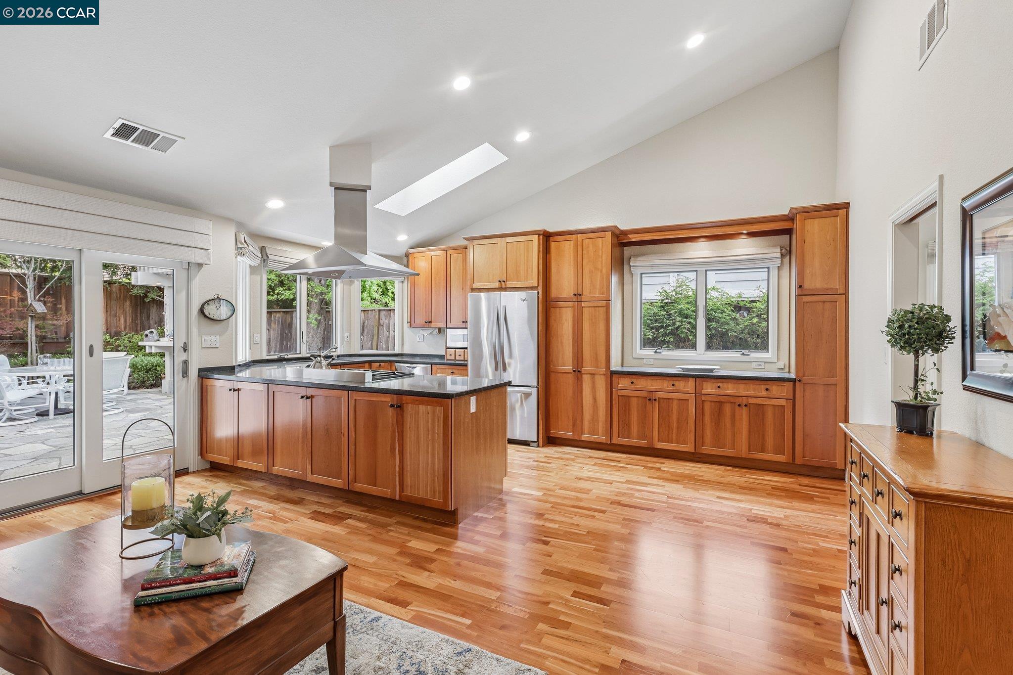 40 Marseille Ct