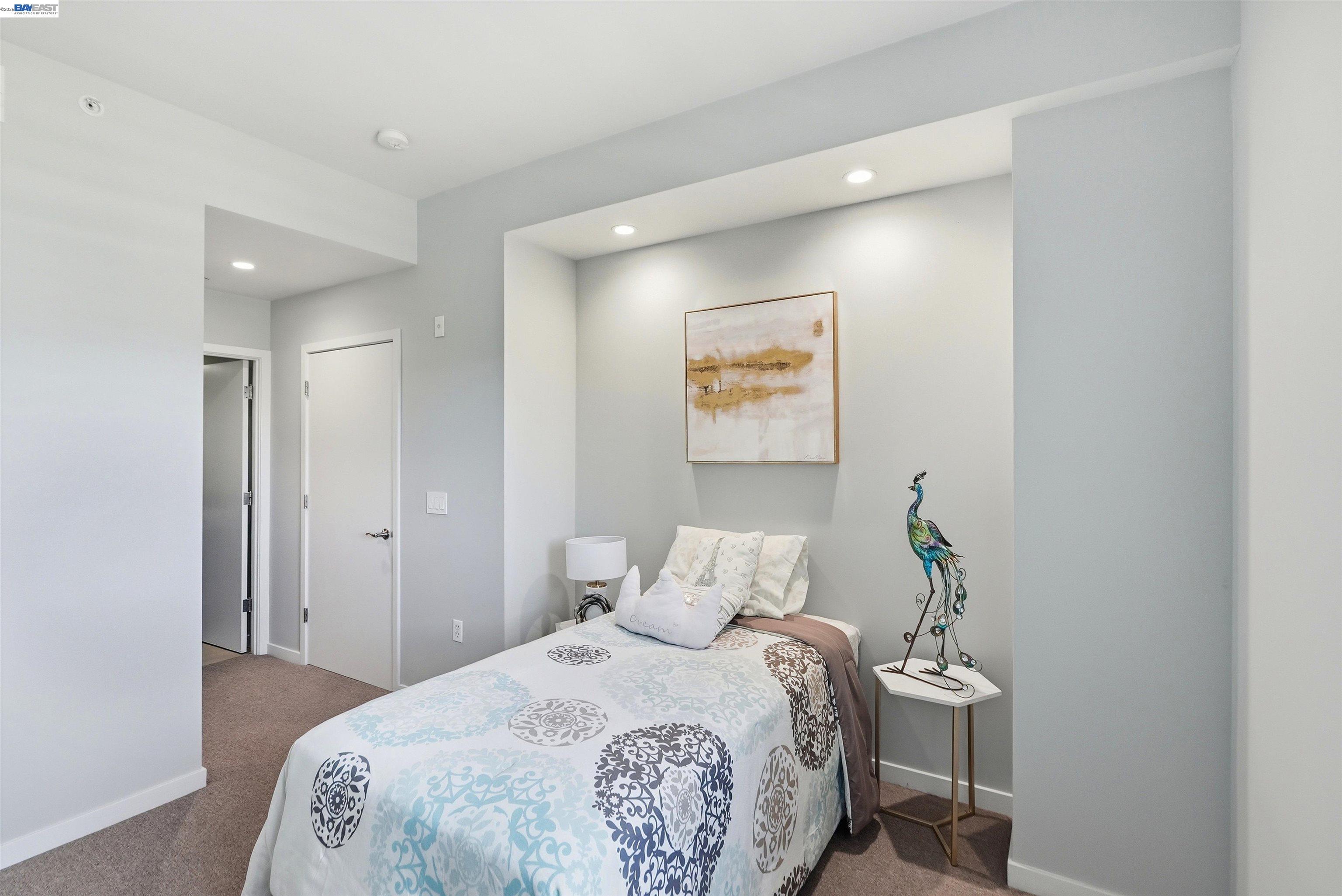 6465 San Pablo Ave # 2 Unit: 3-2