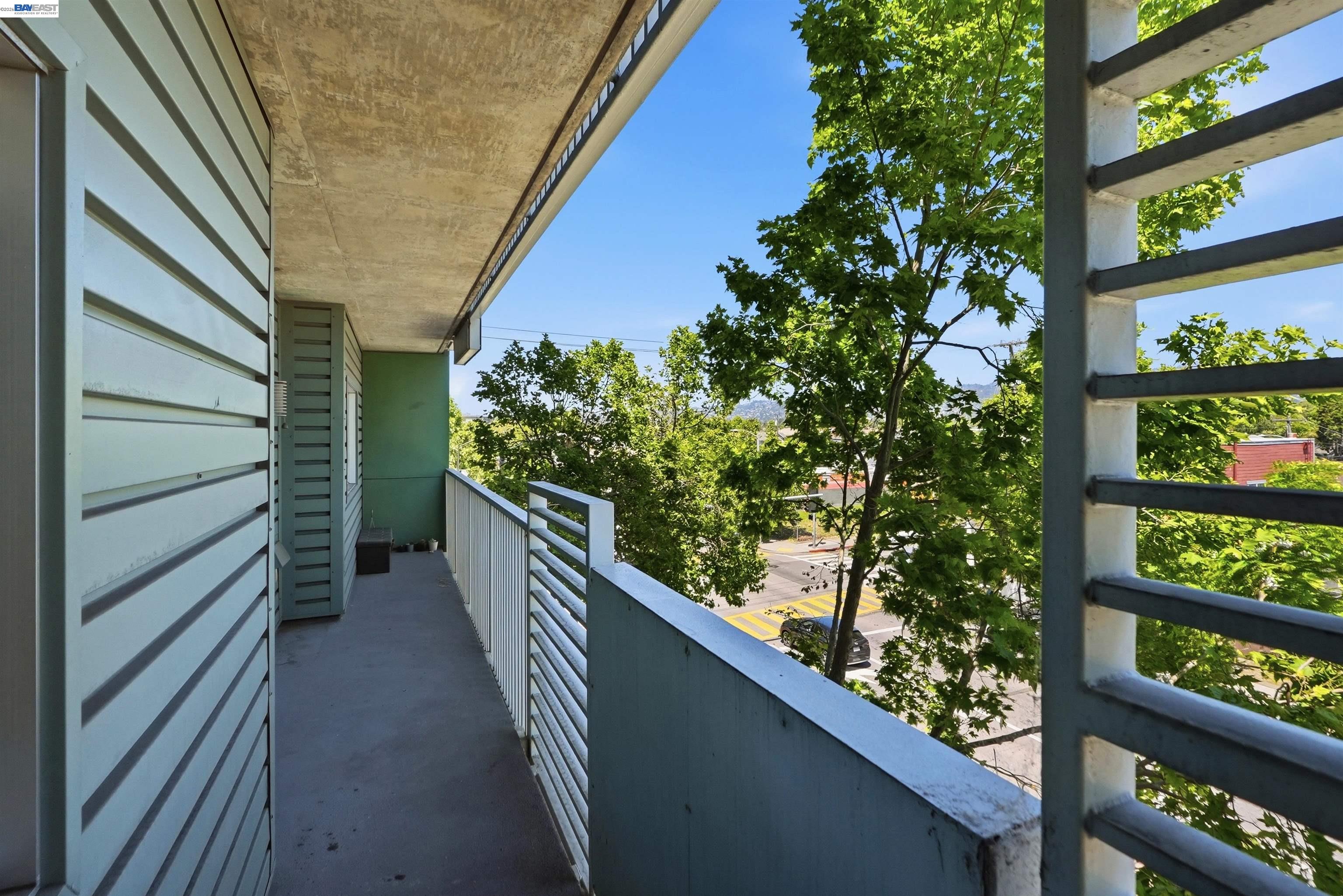 6465 San Pablo Ave # 2 Unit: 3-2