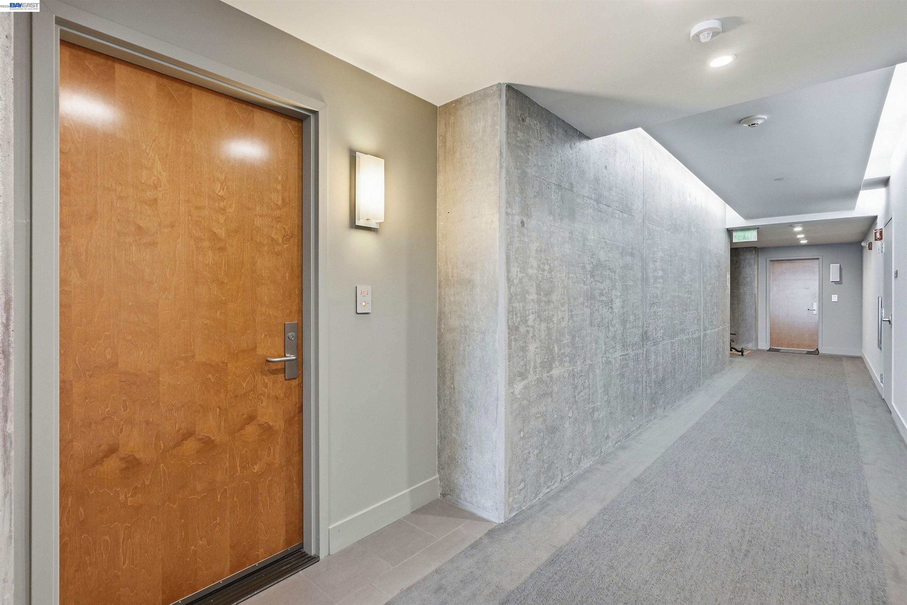 6465 San Pablo Ave # 2 Unit: 3-2