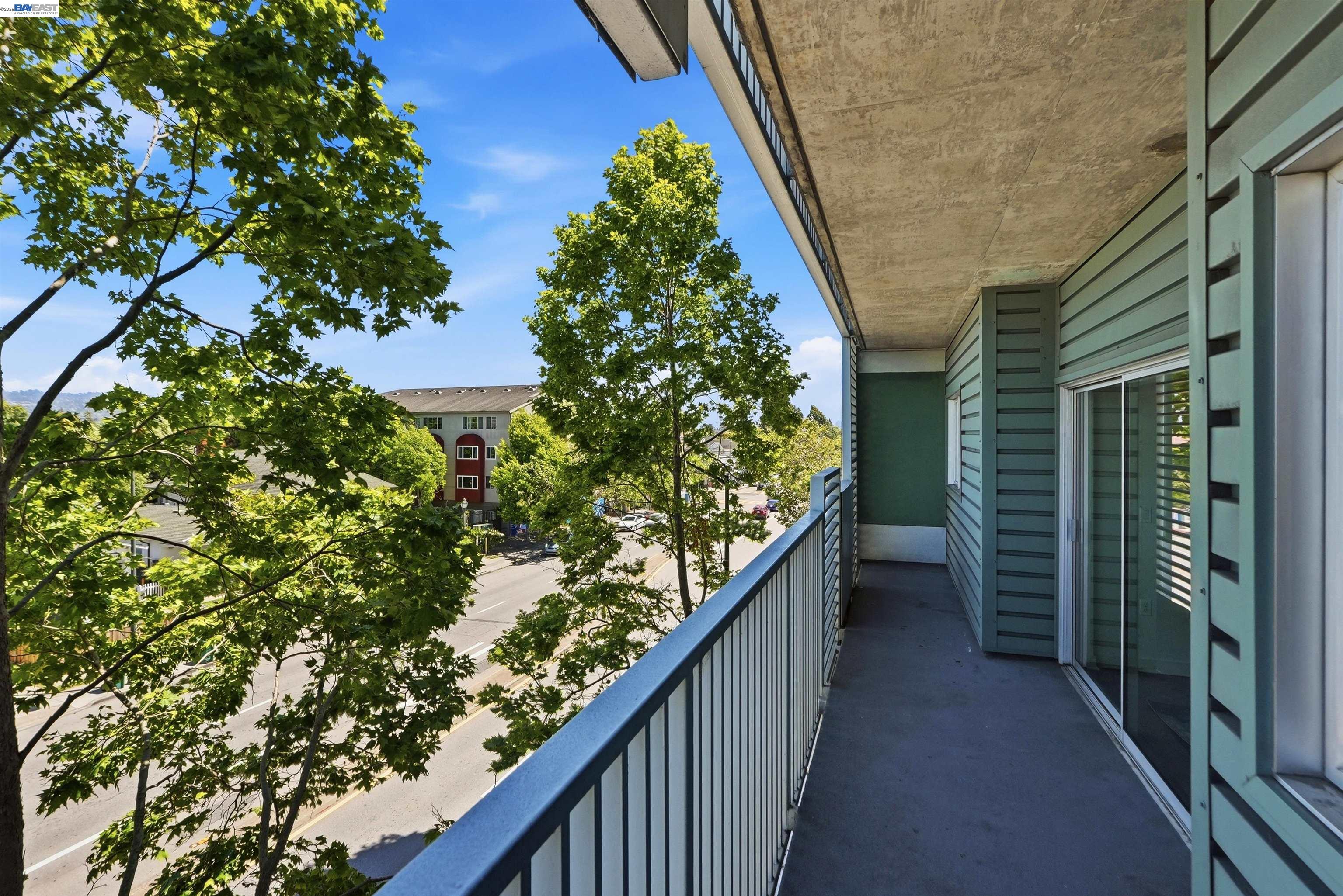 6465 San Pablo Ave # 2 Unit: 3-2