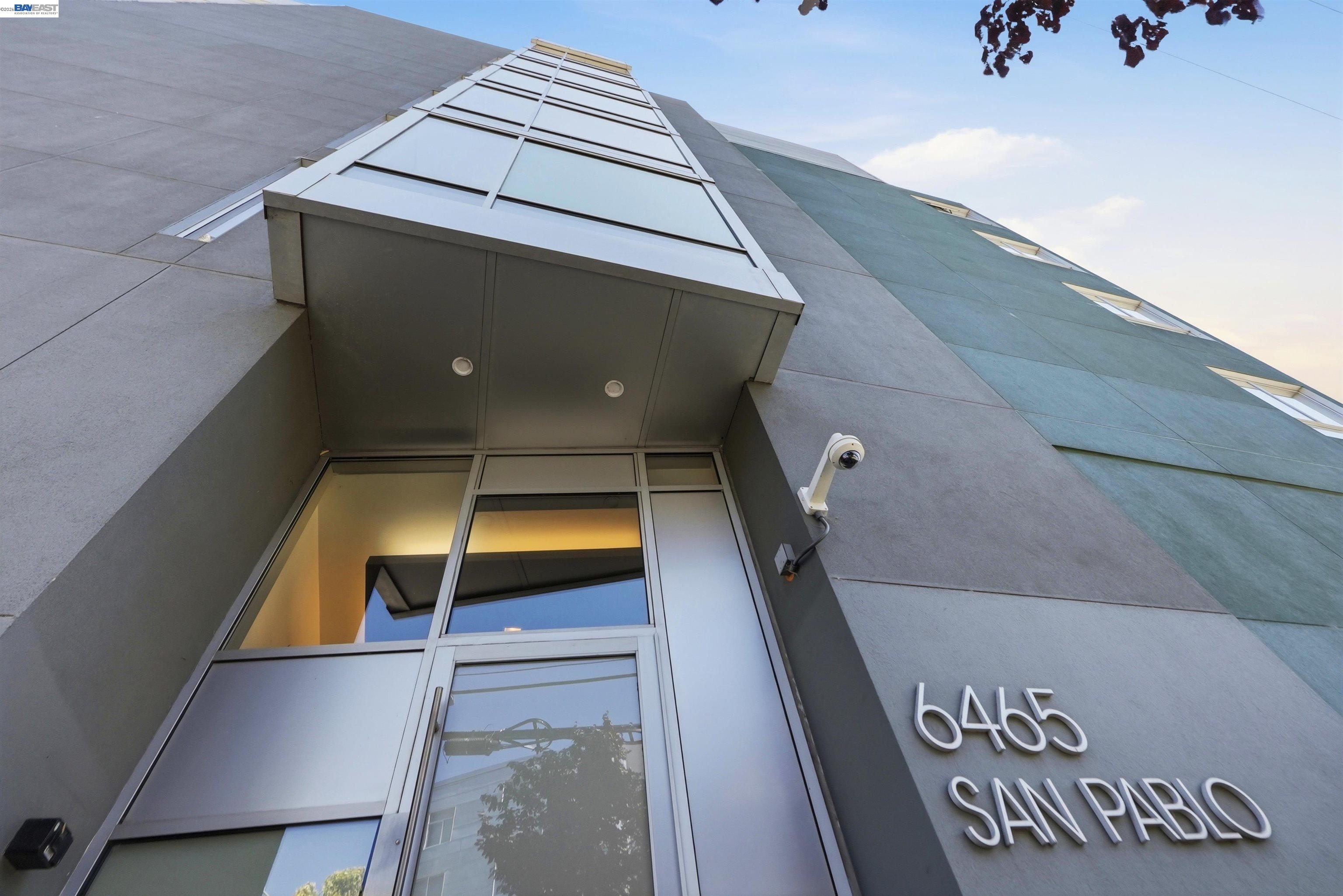6465 San Pablo Ave # 2 Unit: 3-2