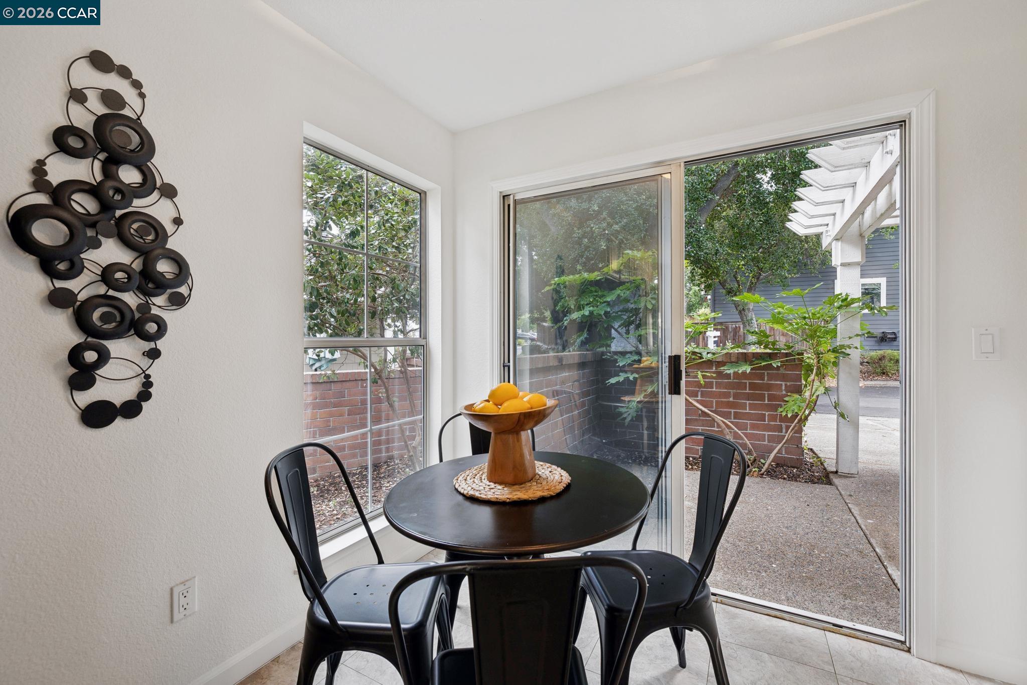 205 Hidden Creek Ct