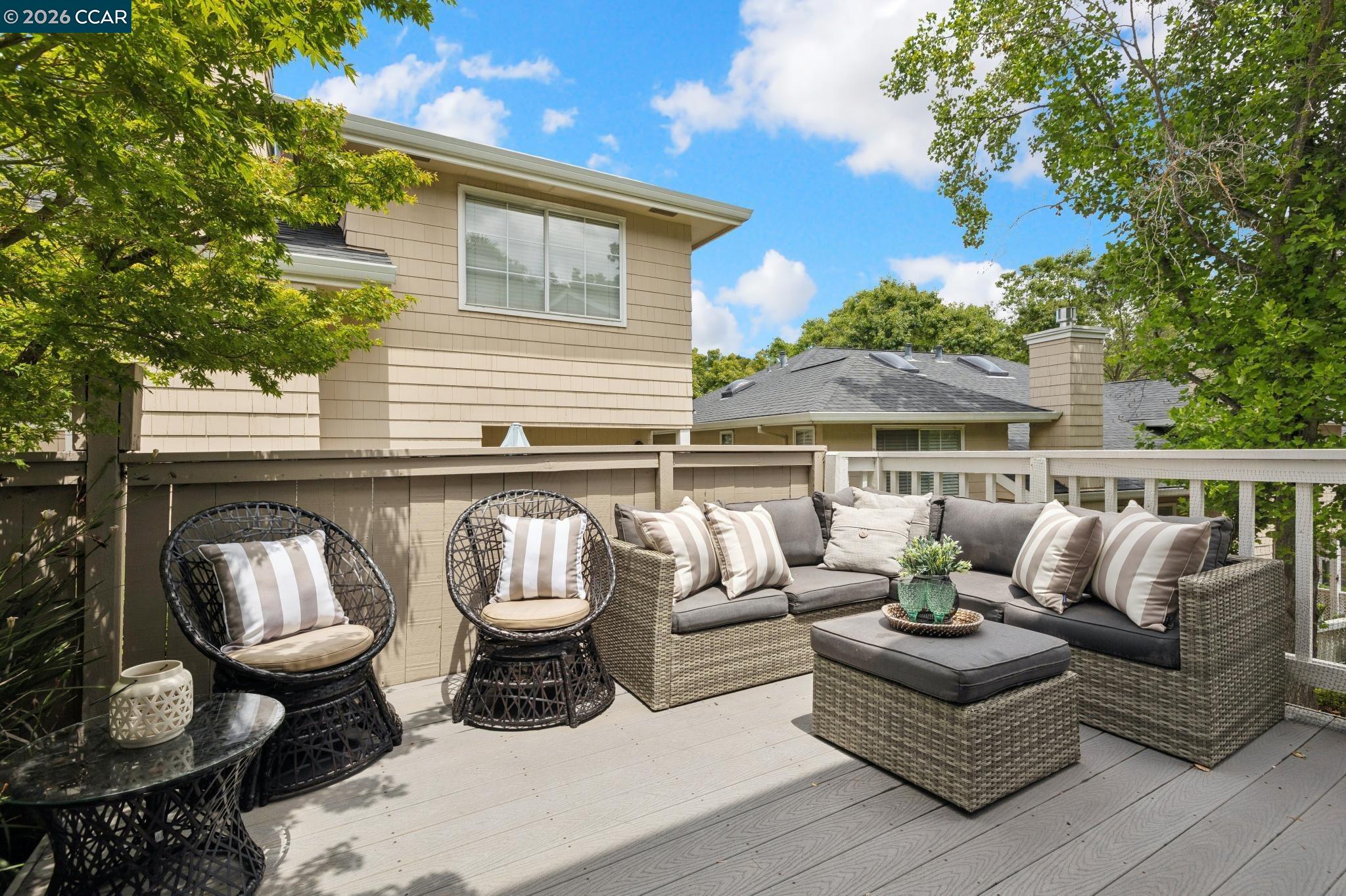 205 Hidden Creek Ct