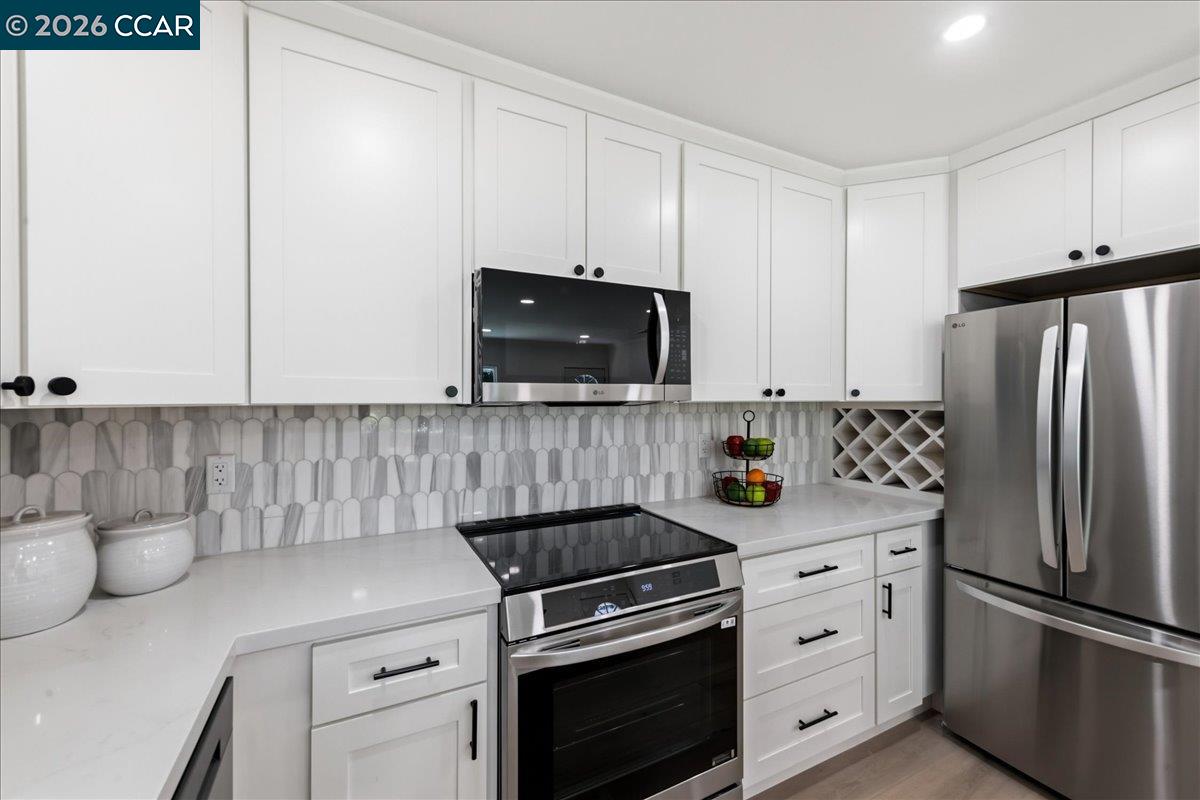 2933 Ptarmigan Dr # 3